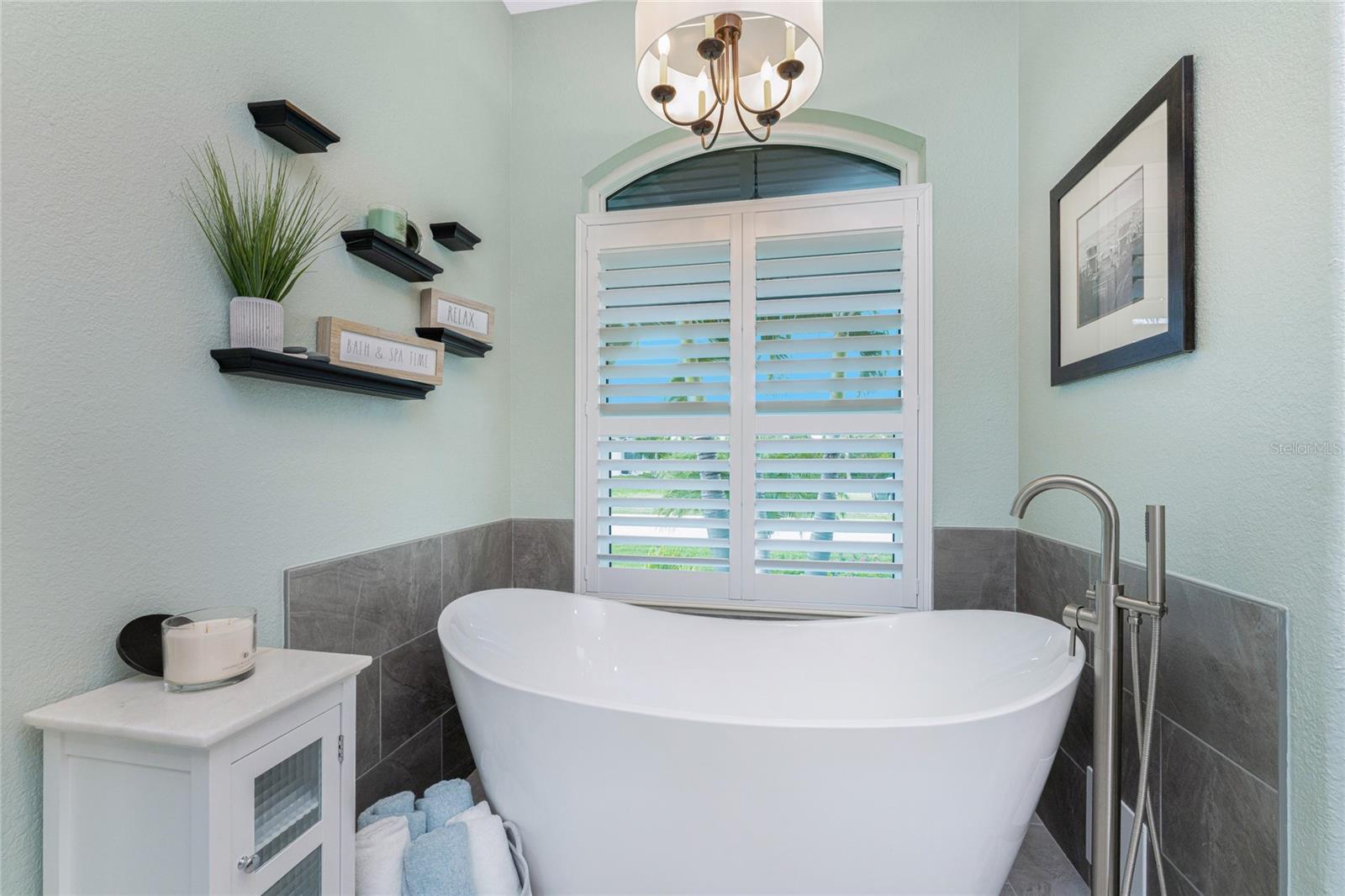 3972 LA COSTA ISLAND CT