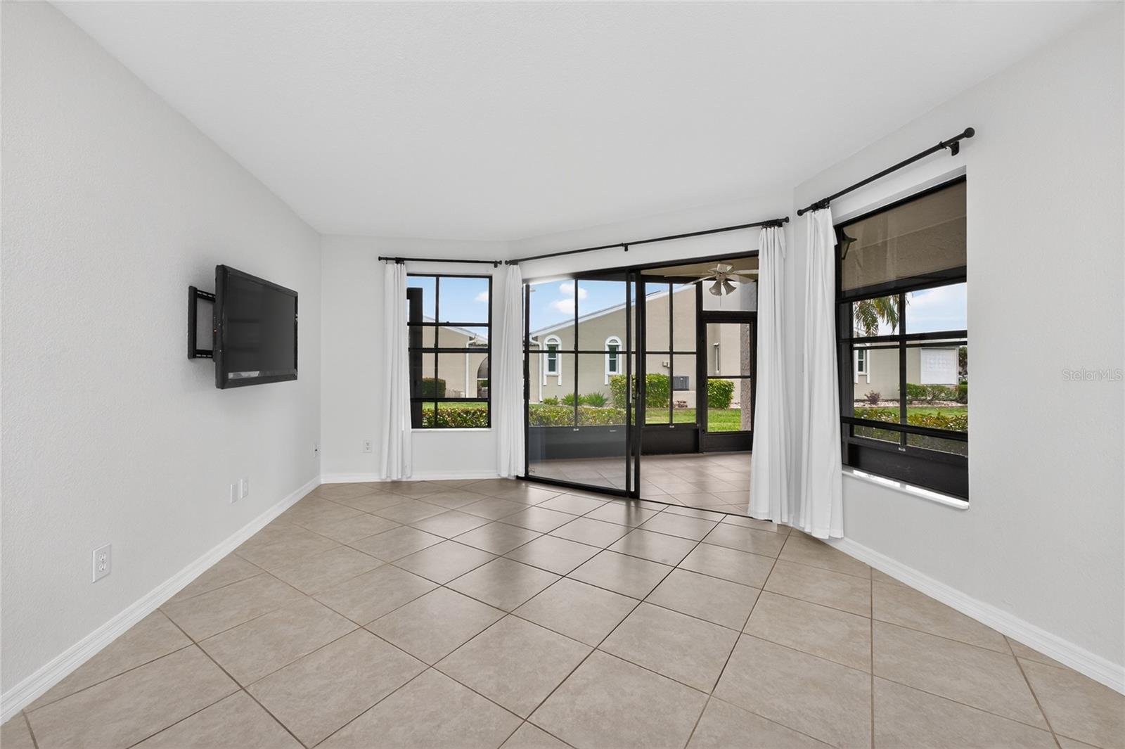 2601 W MARION AVE #42A