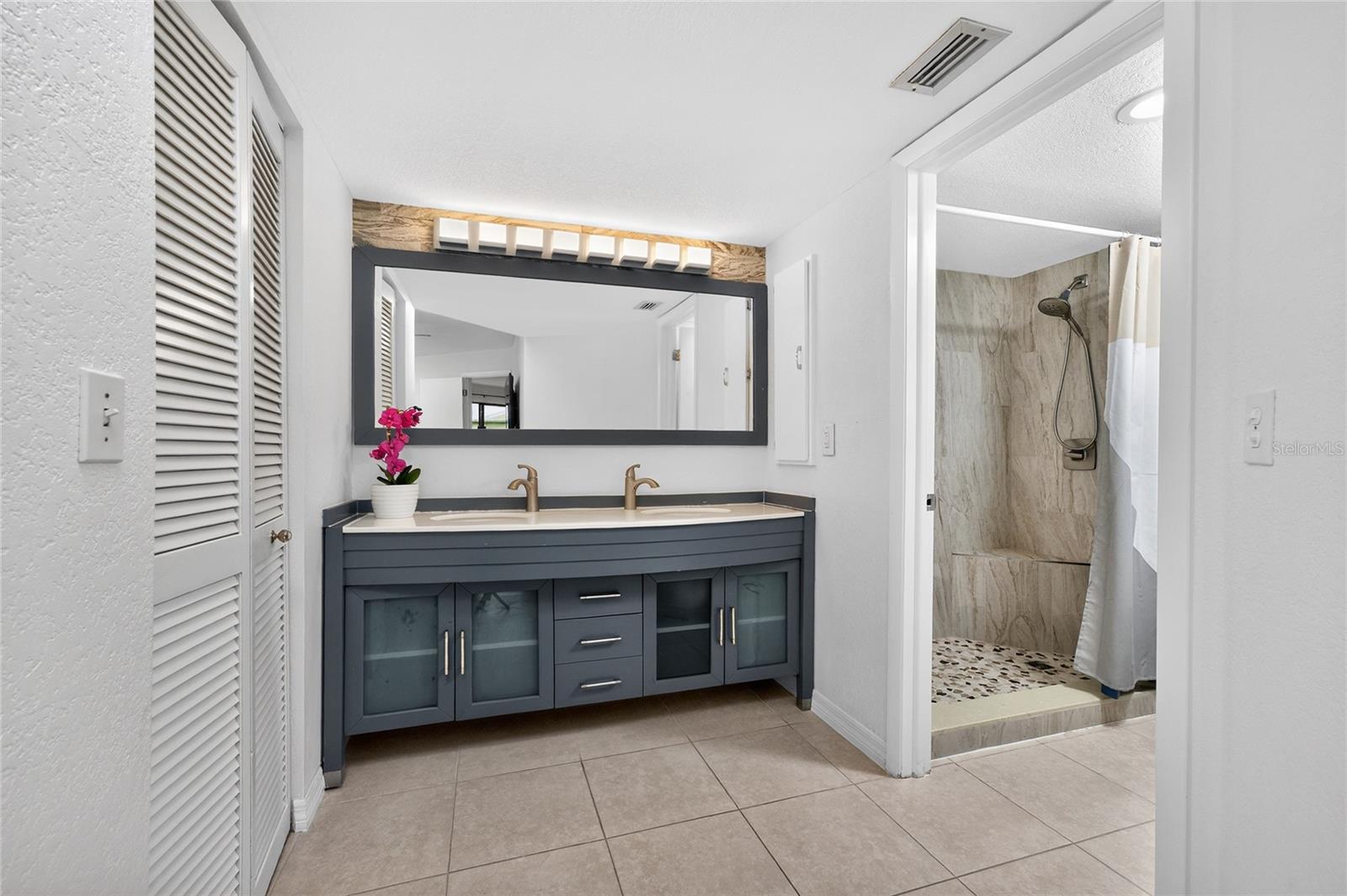 2601 W MARION AVE #42A