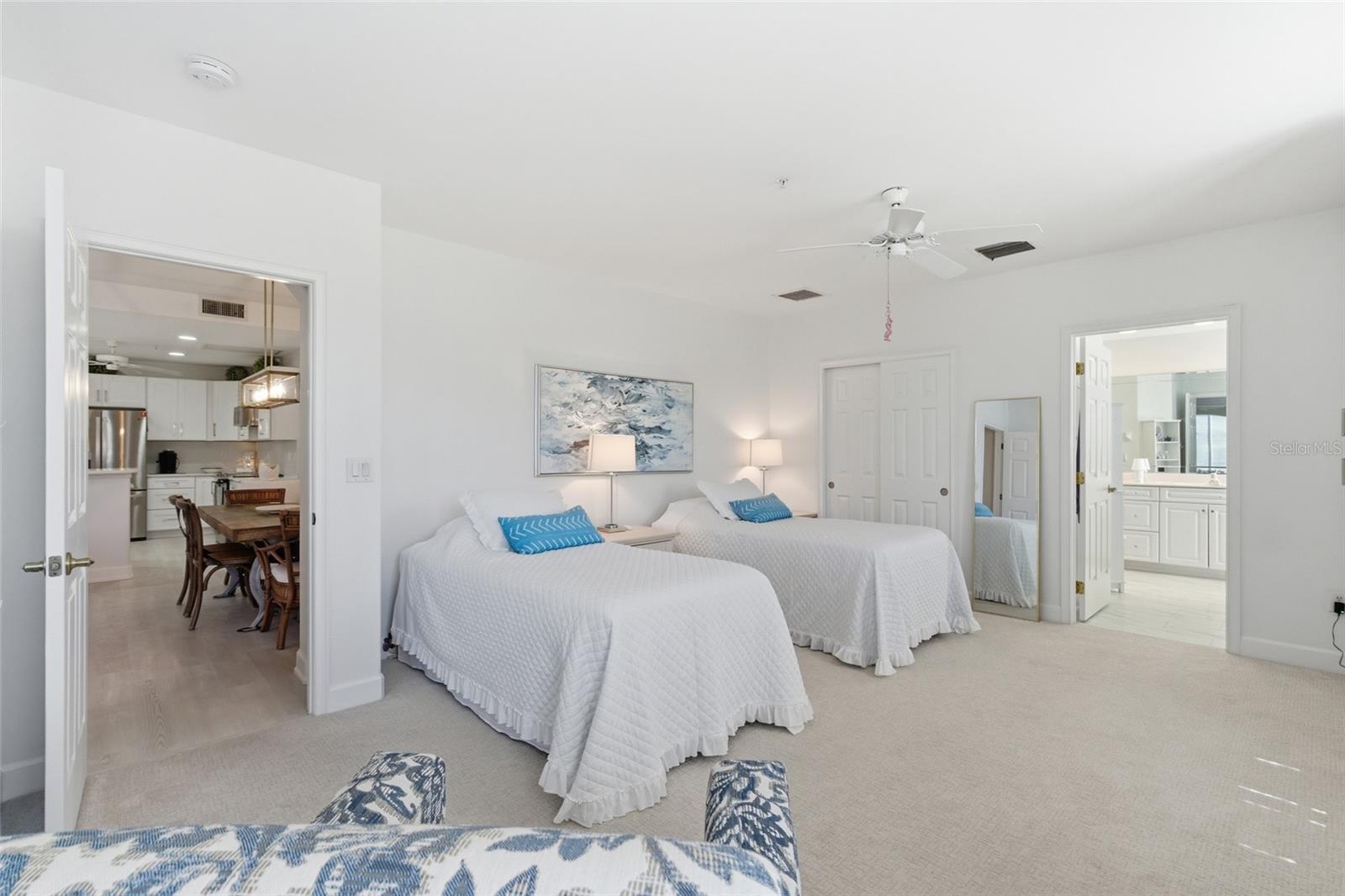 3450 SUNSET KEY CIR #101