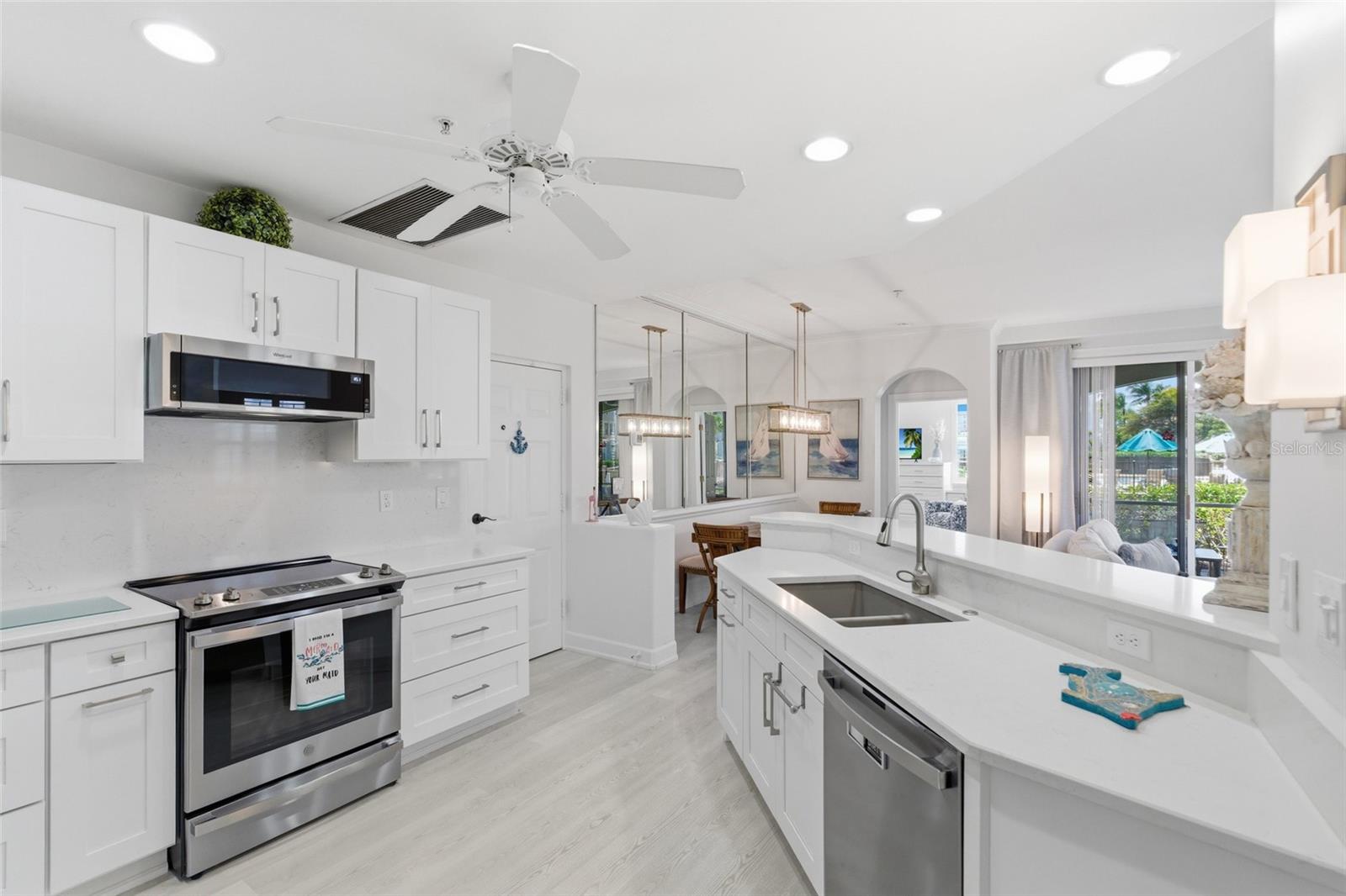 3450 SUNSET KEY CIR #101