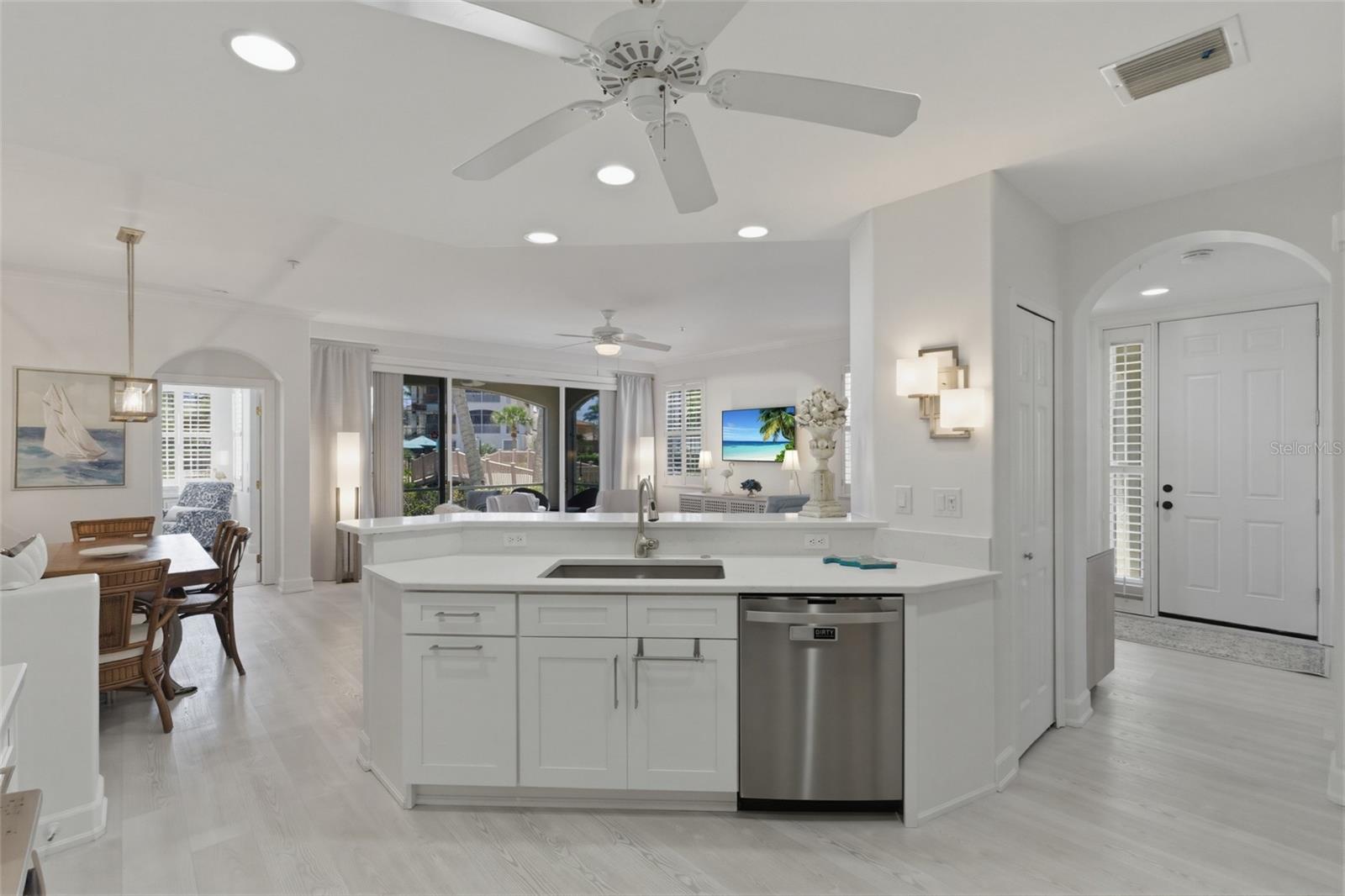 3450 SUNSET KEY CIR #101