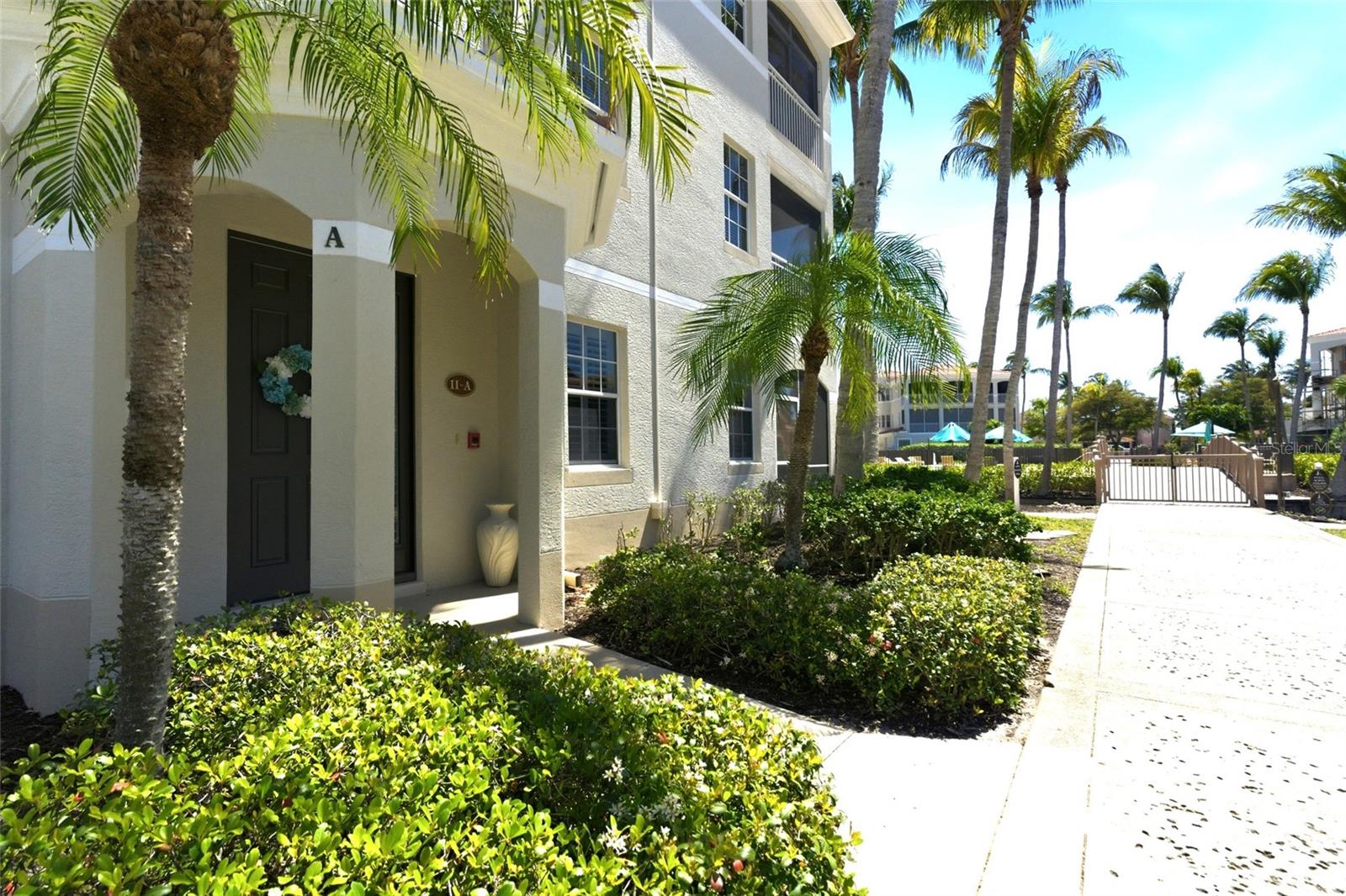3450 SUNSET KEY CIR #101