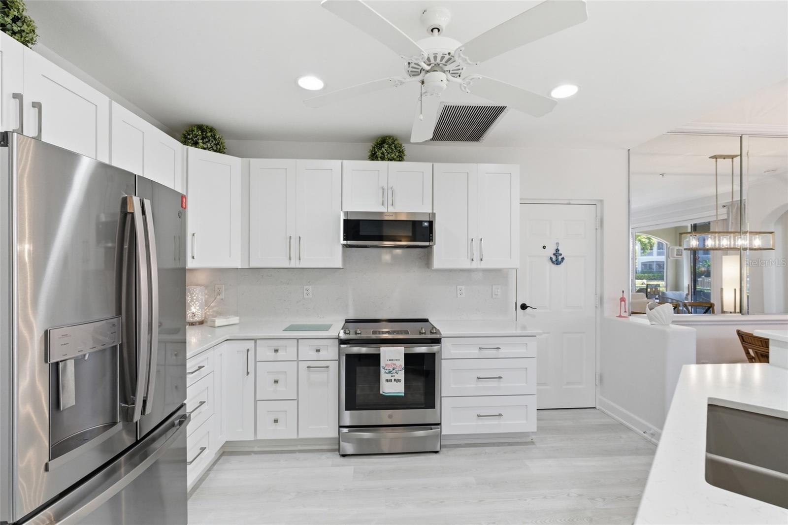 3450 SUNSET KEY CIR #101