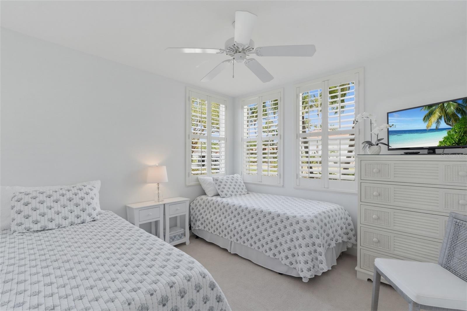 3450 SUNSET KEY CIR #101