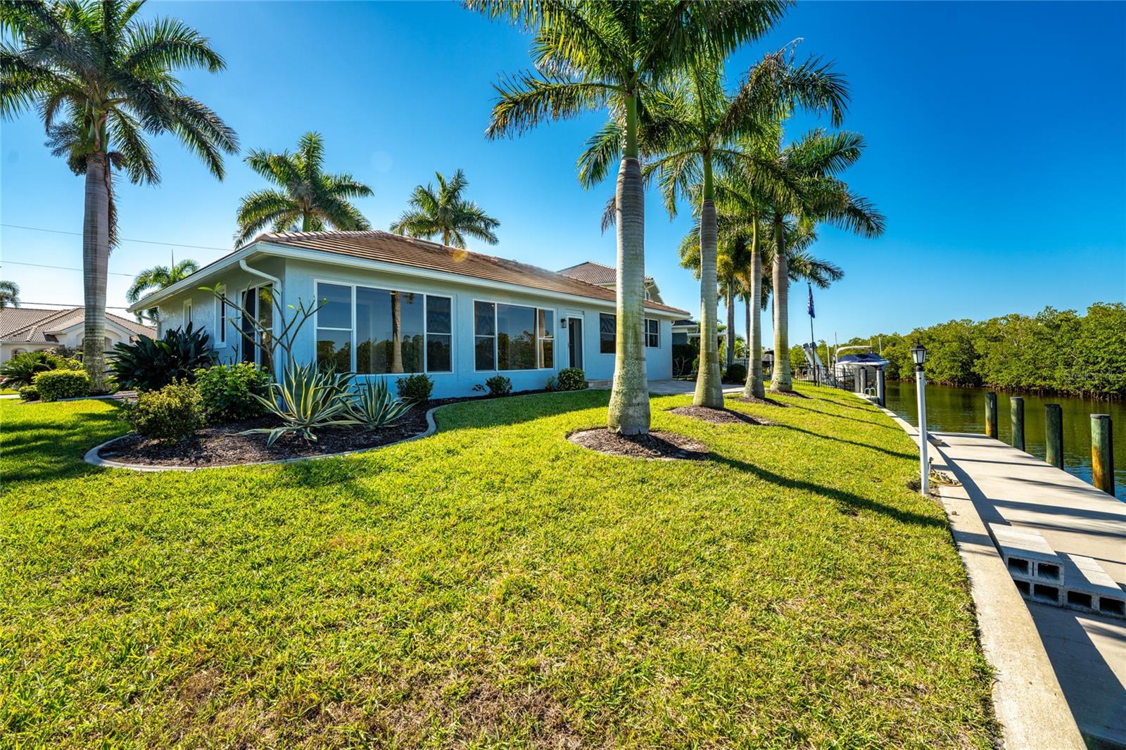 3310 TRIPOLI BLVD