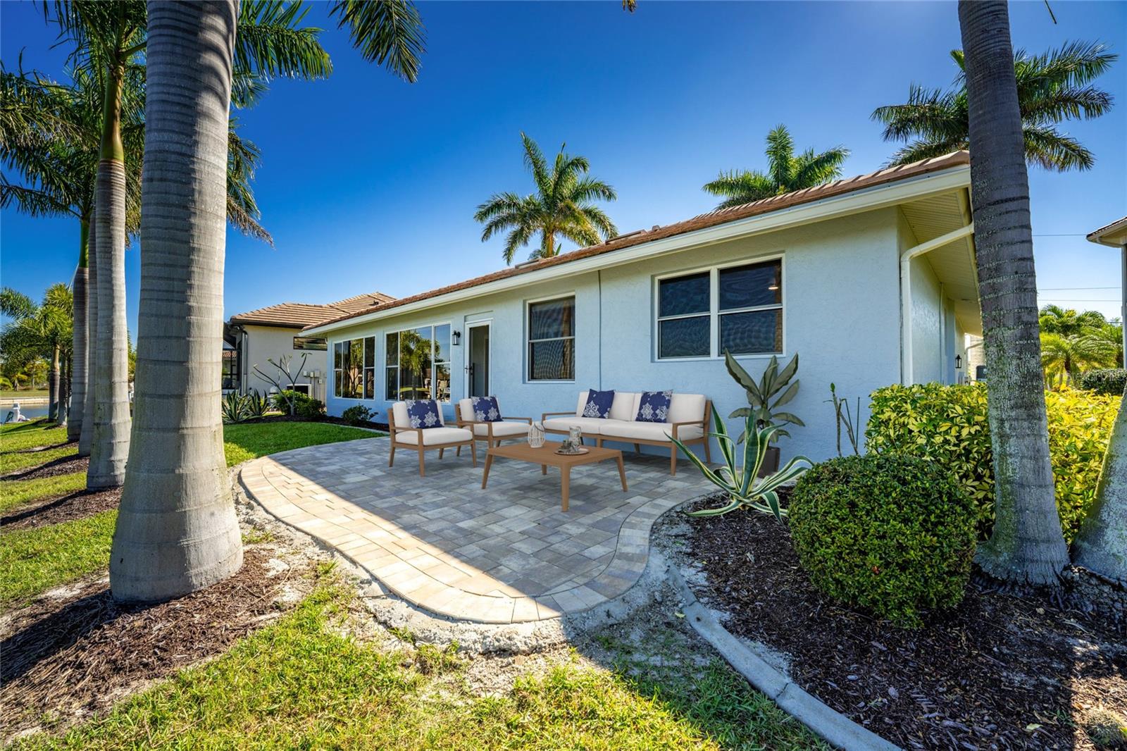 3310 TRIPOLI BLVD
