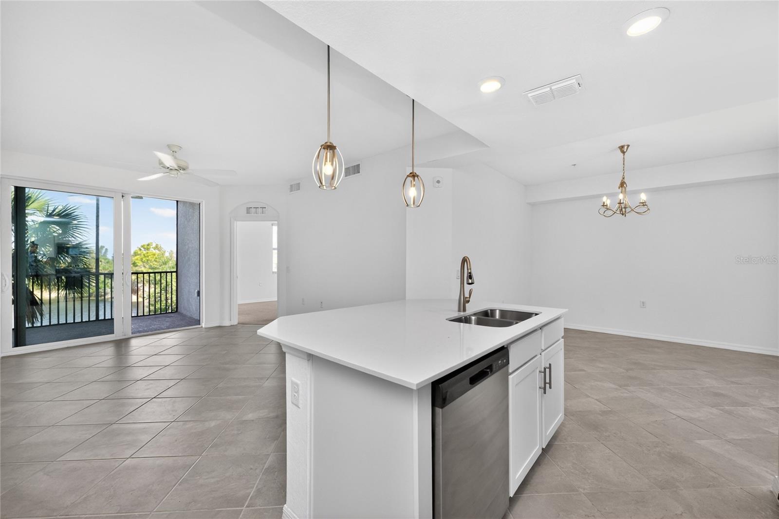 14141 HERITAGE LANDING BLVD #921