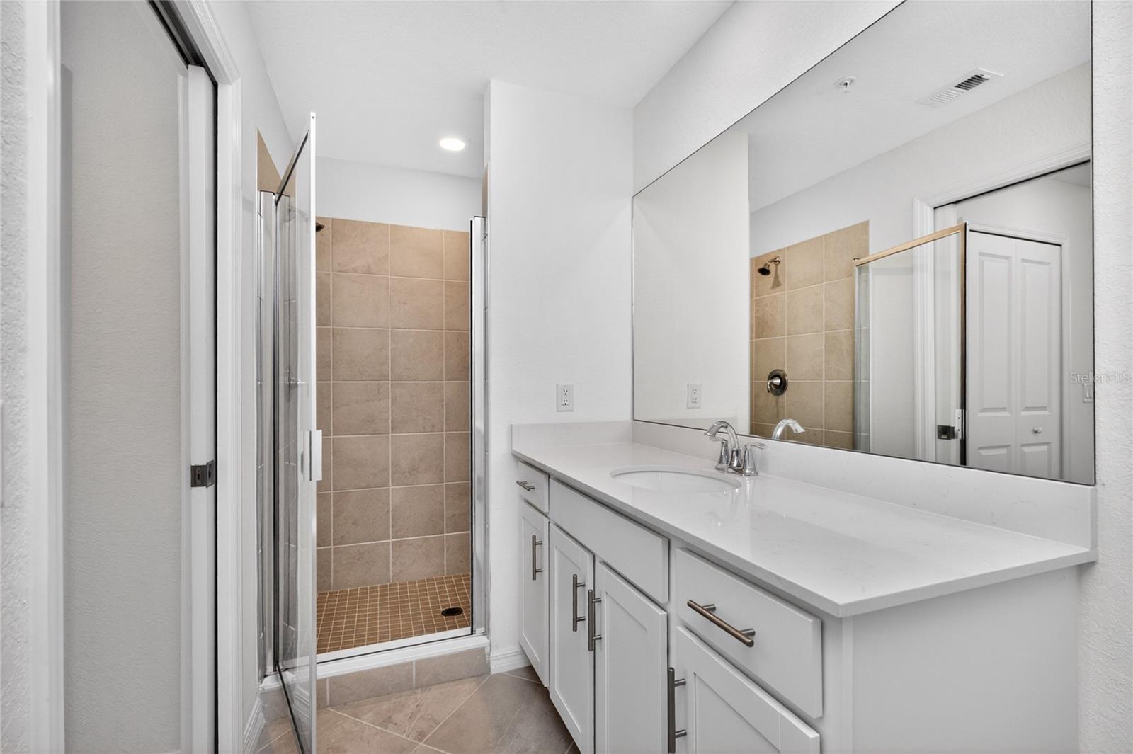 14141 HERITAGE LANDING BLVD #921