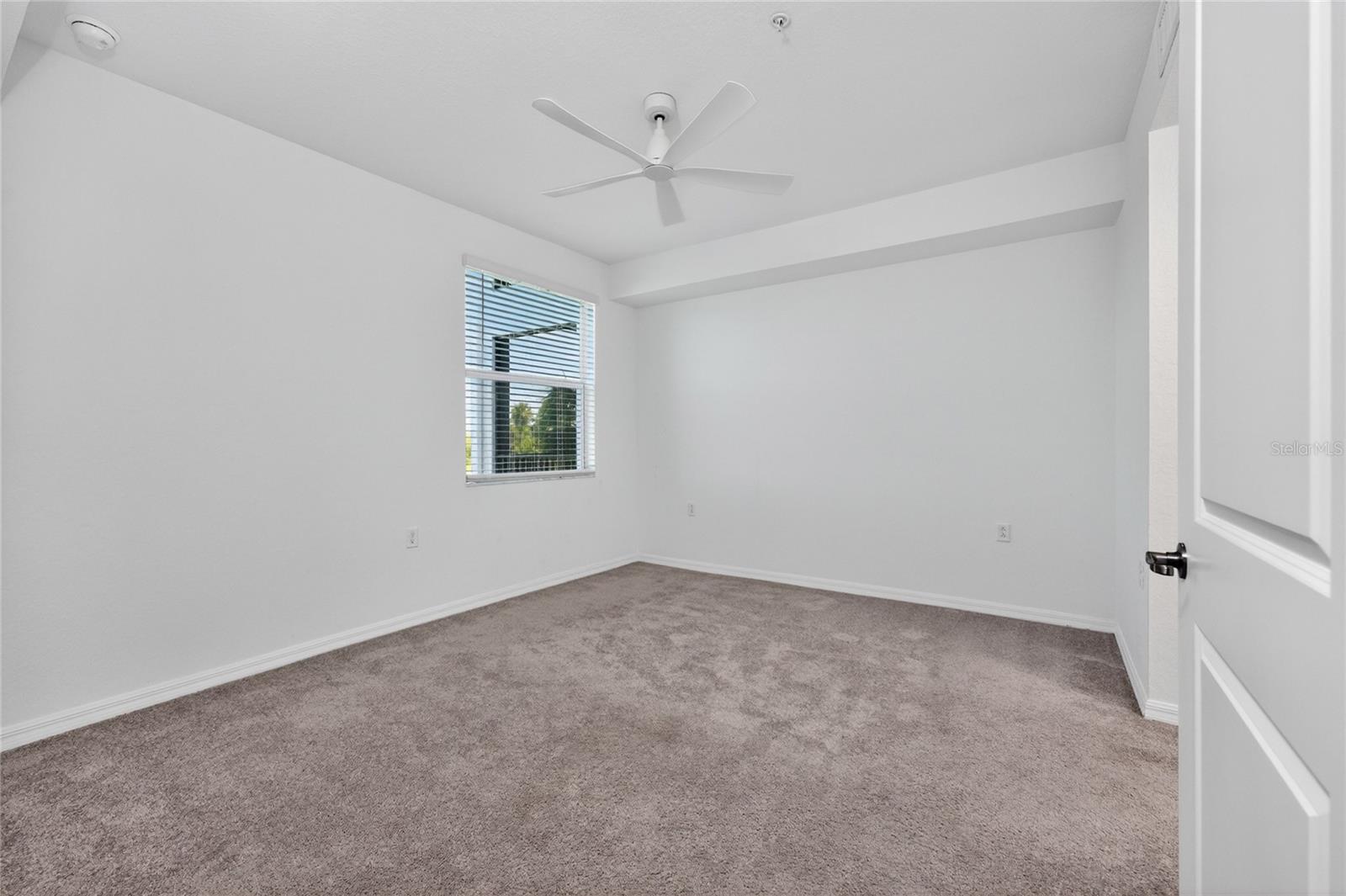 14141 HERITAGE LANDING BLVD #921