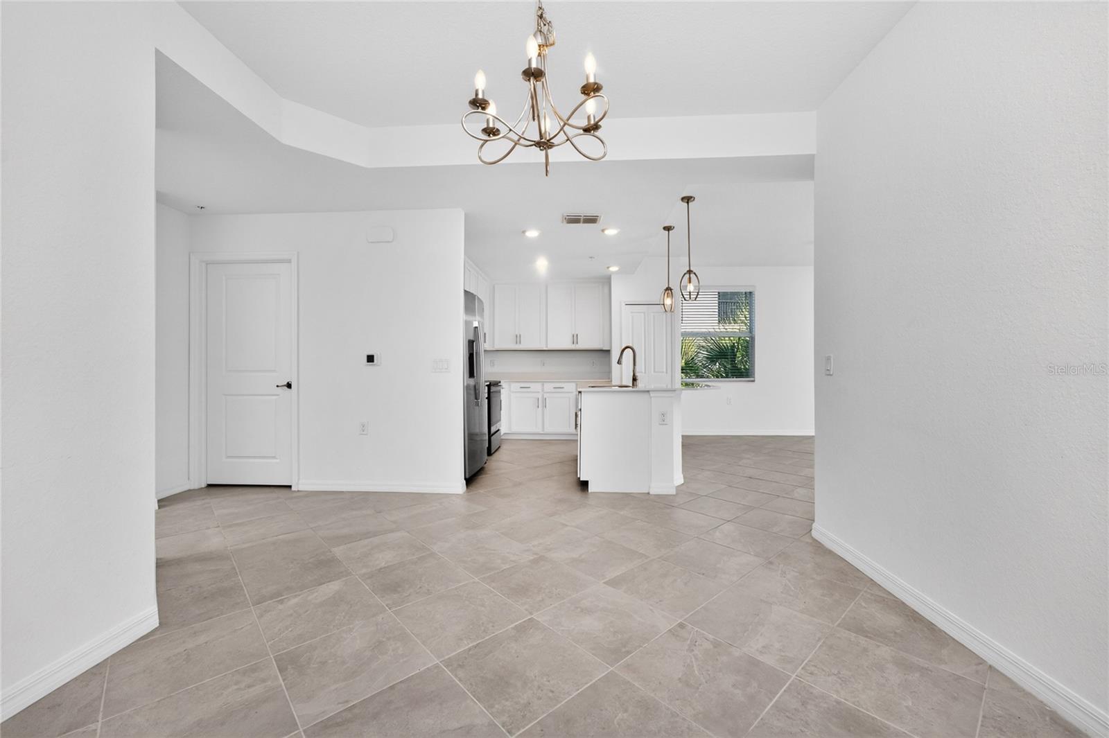 14141 HERITAGE LANDING BLVD #921