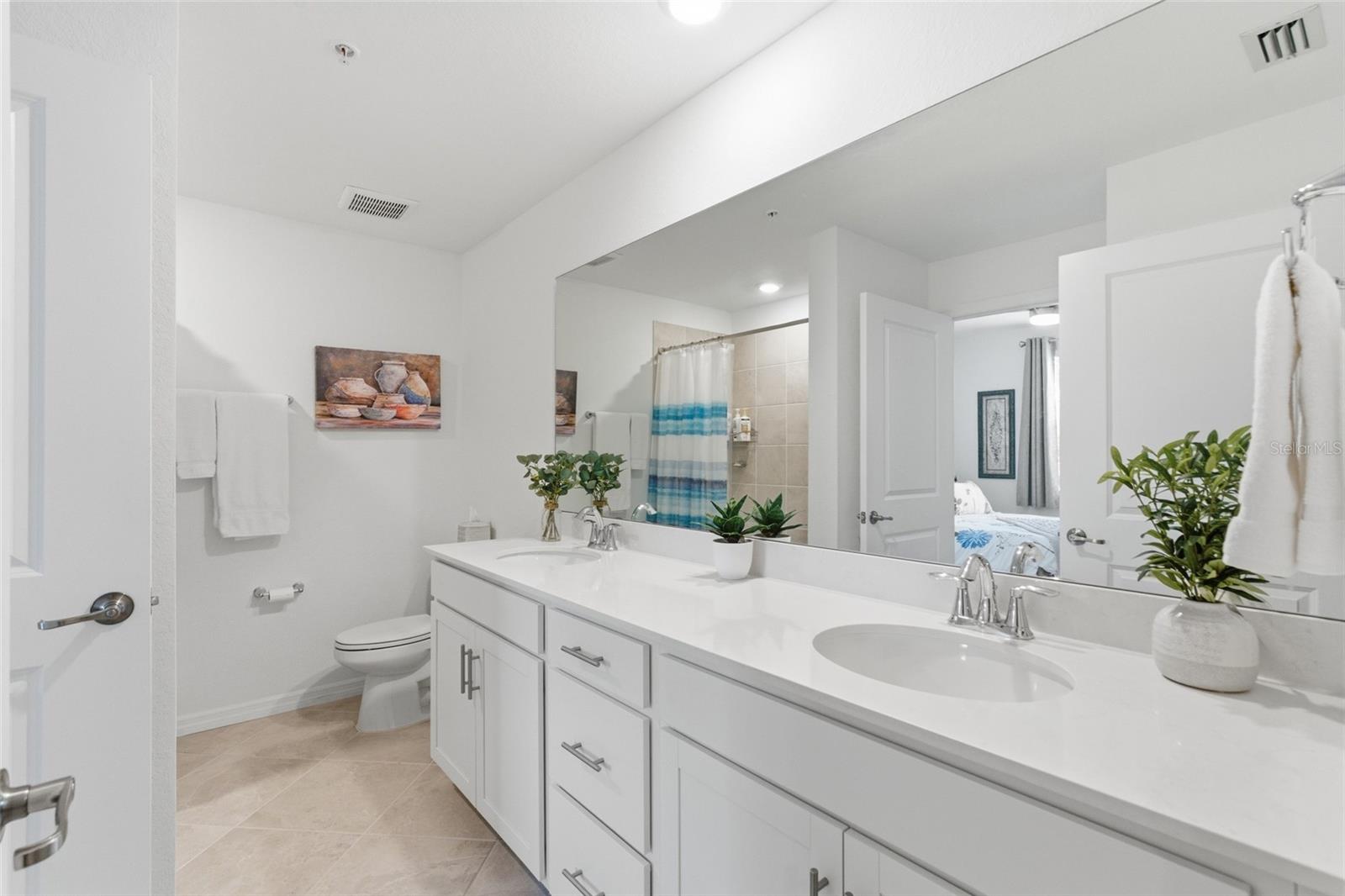 14151 HERITAGE LANDING BLVD #1011