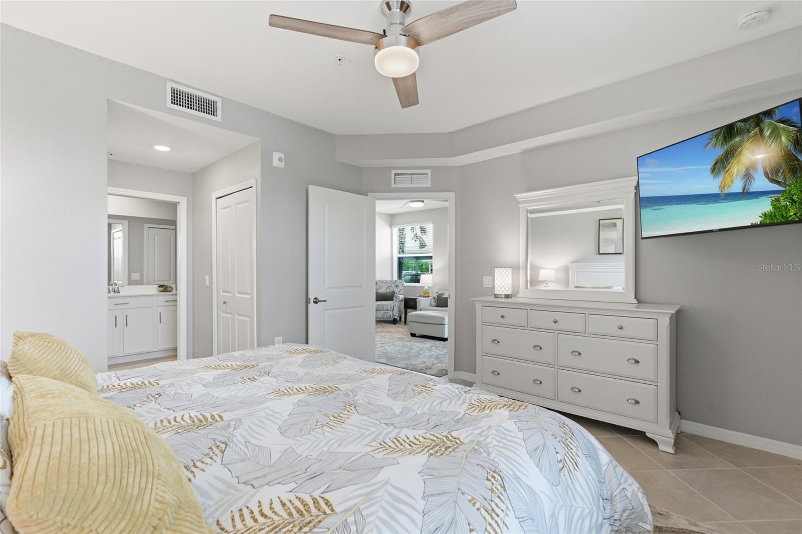 14151 HERITAGE LANDING BLVD #1011
