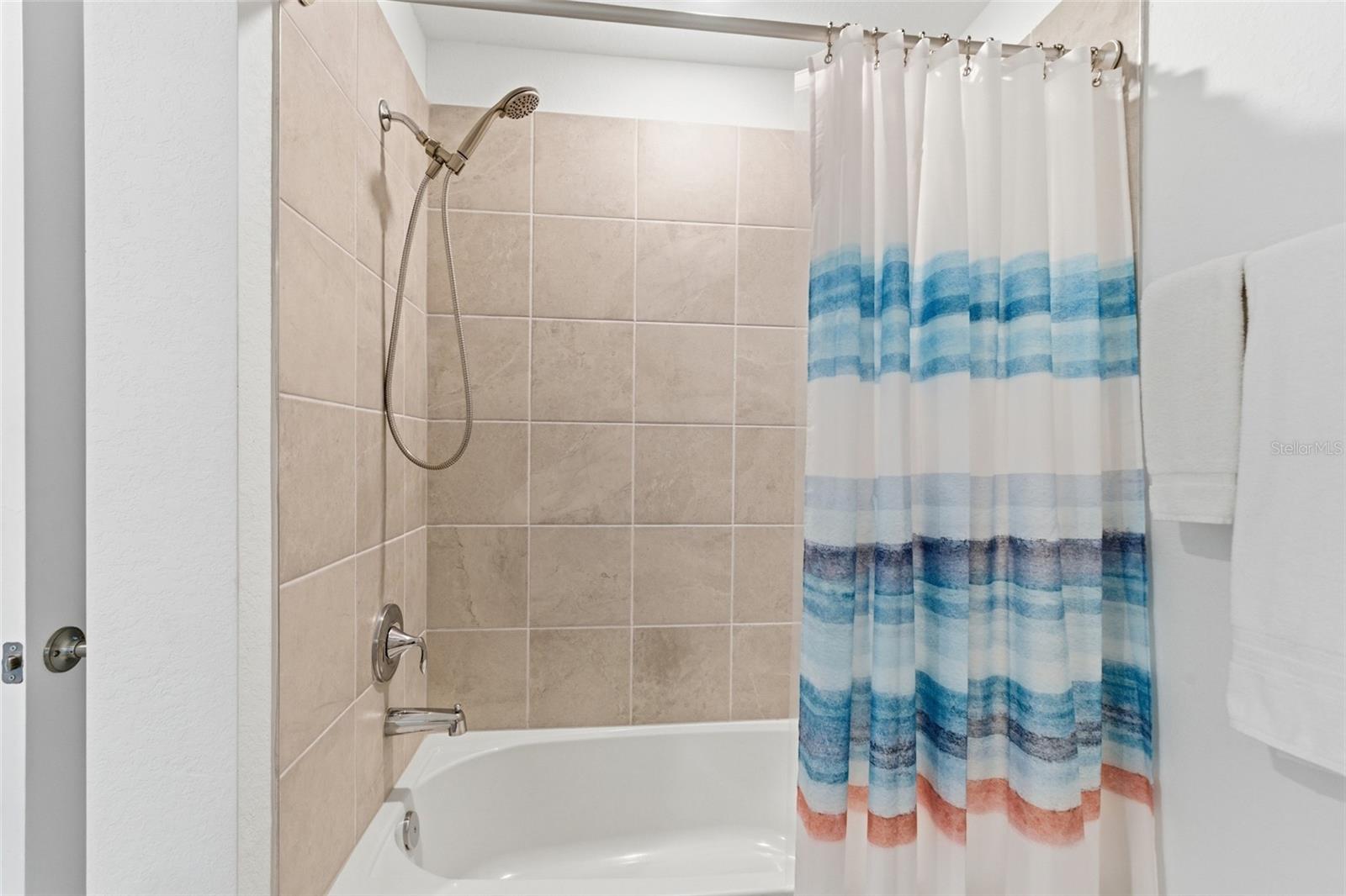14151 HERITAGE LANDING BLVD #1011