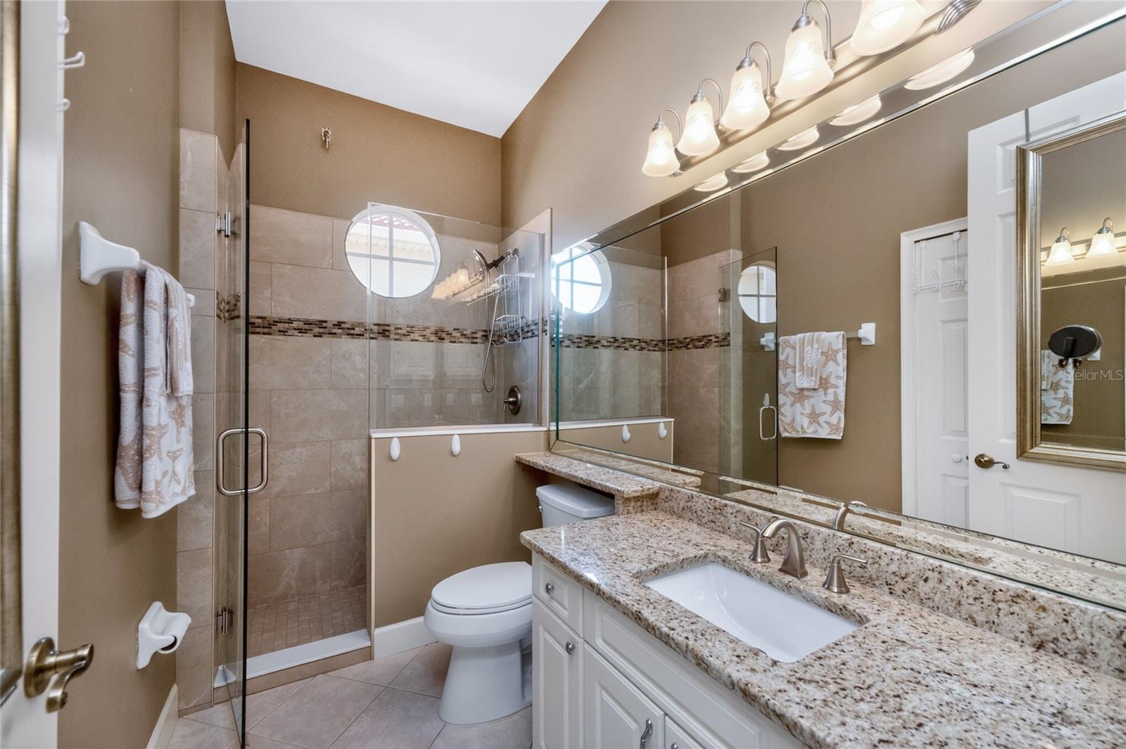 3213 SUNSET KEY CIR