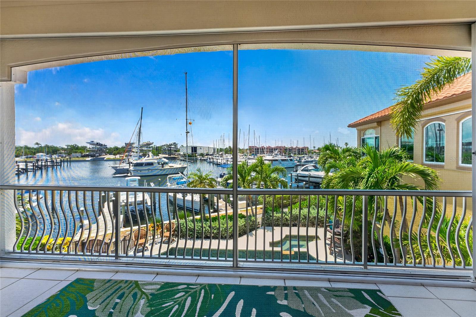 3213 SUNSET KEY CIR