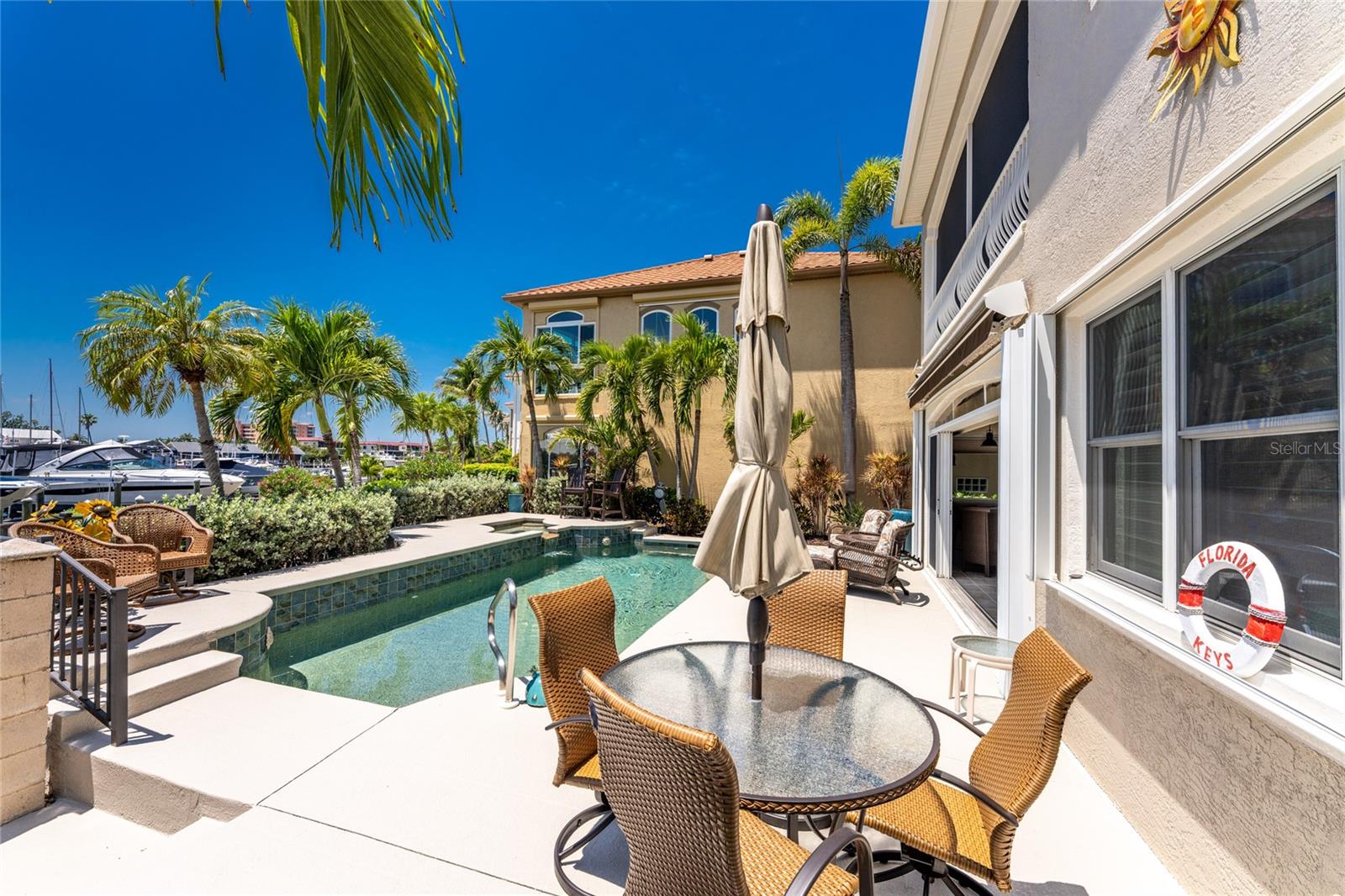 3213 SUNSET KEY CIR