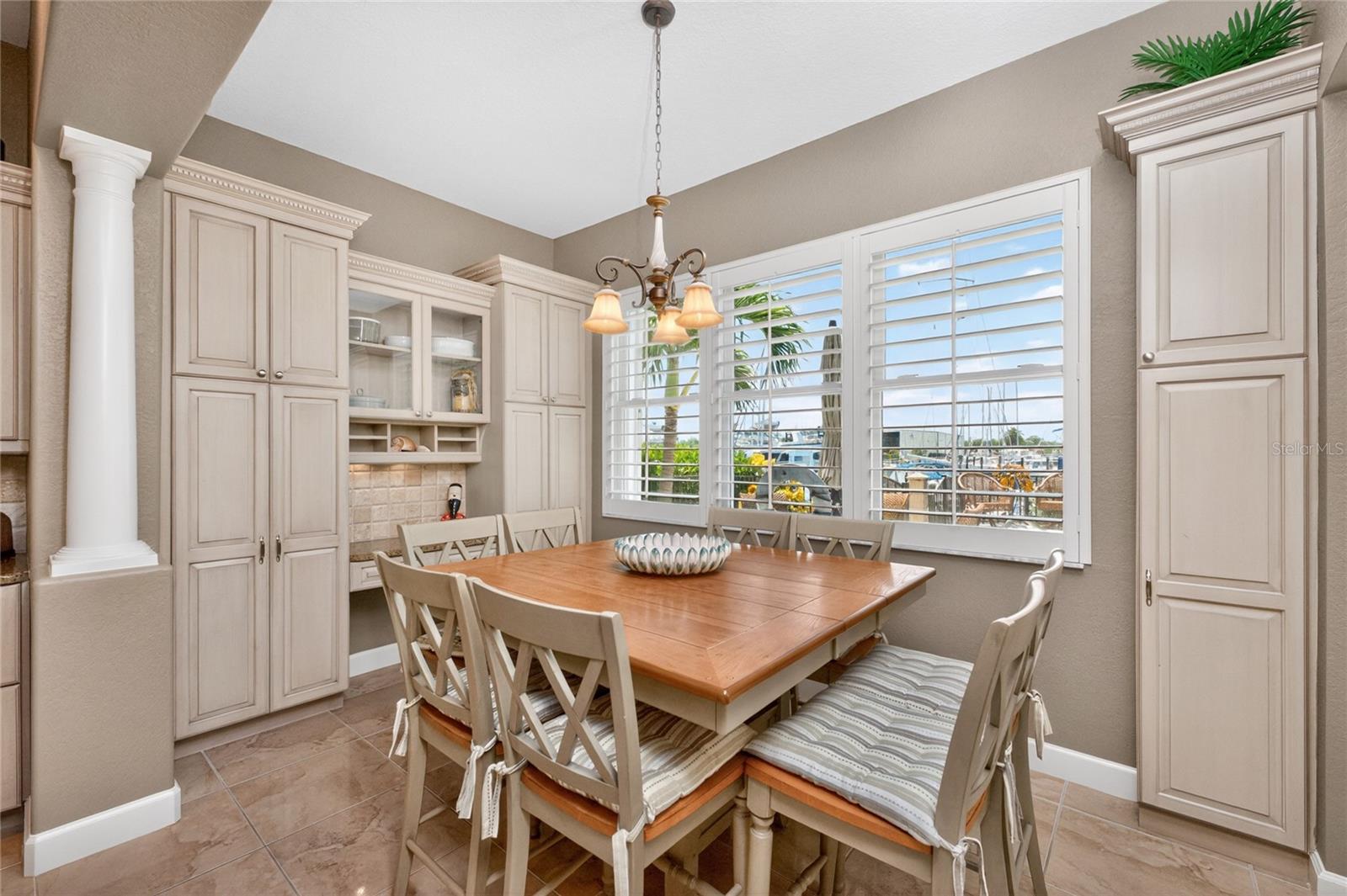 3213 SUNSET KEY CIR