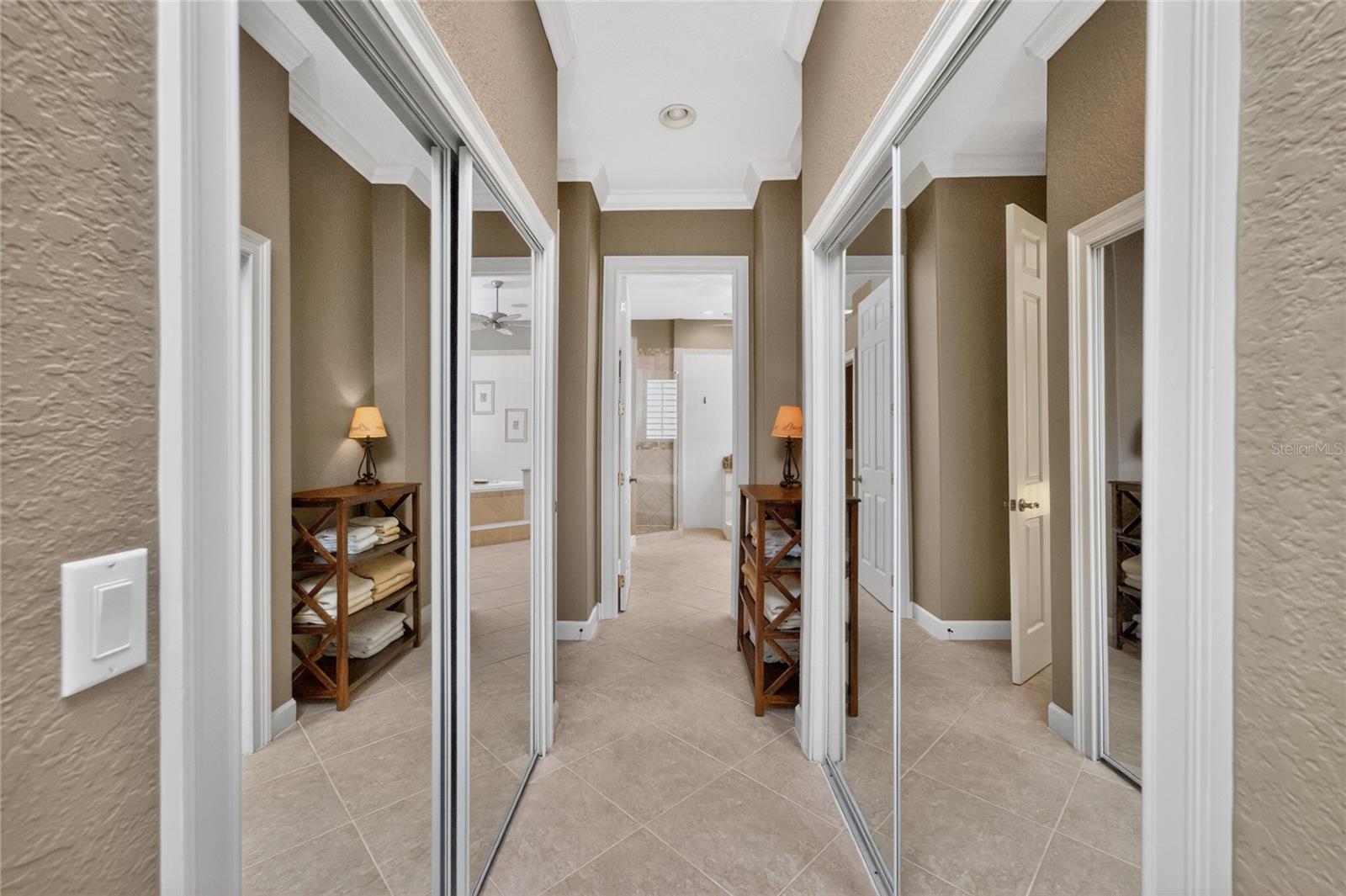 3213 SUNSET KEY CIR