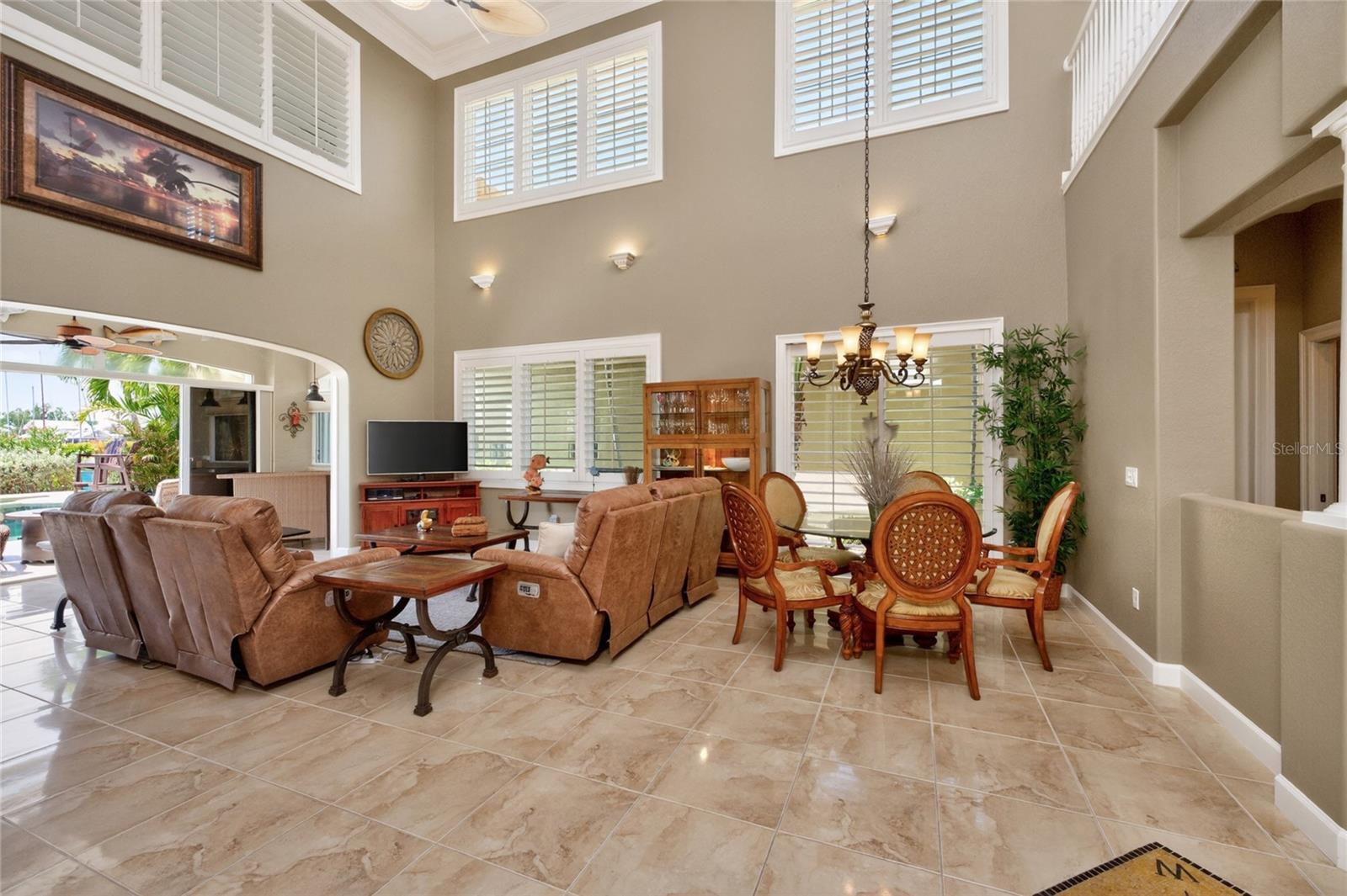 3213 SUNSET KEY CIR
