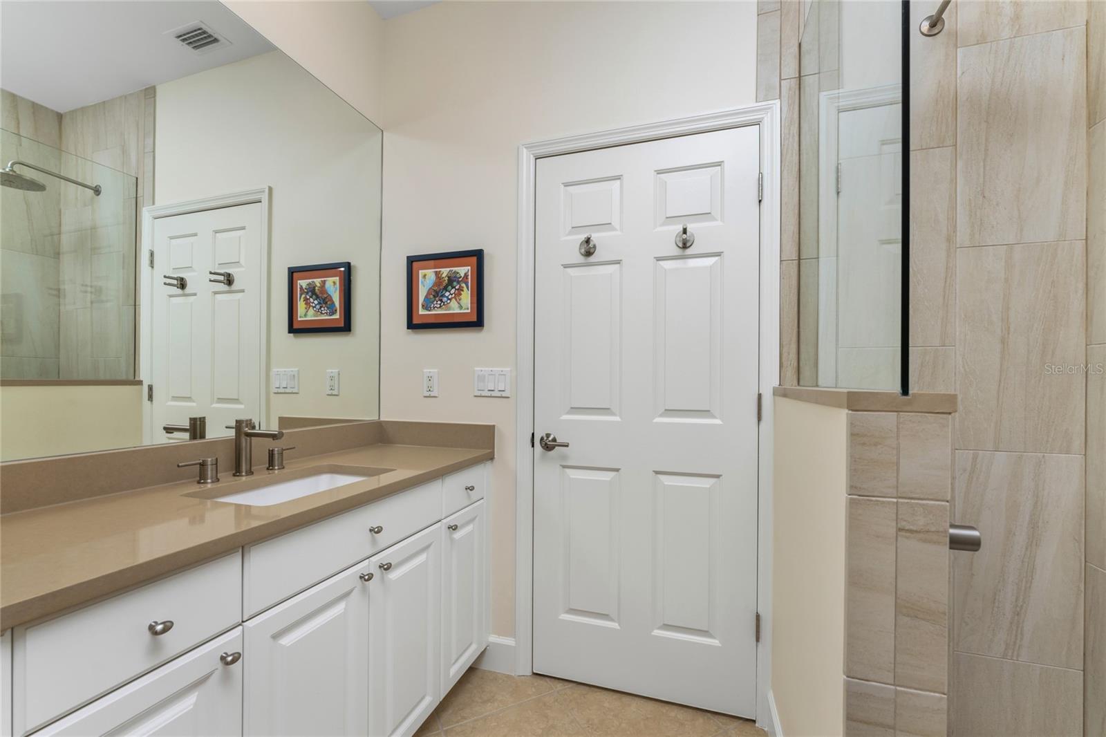 3316 SUNSET KEY CIR #D