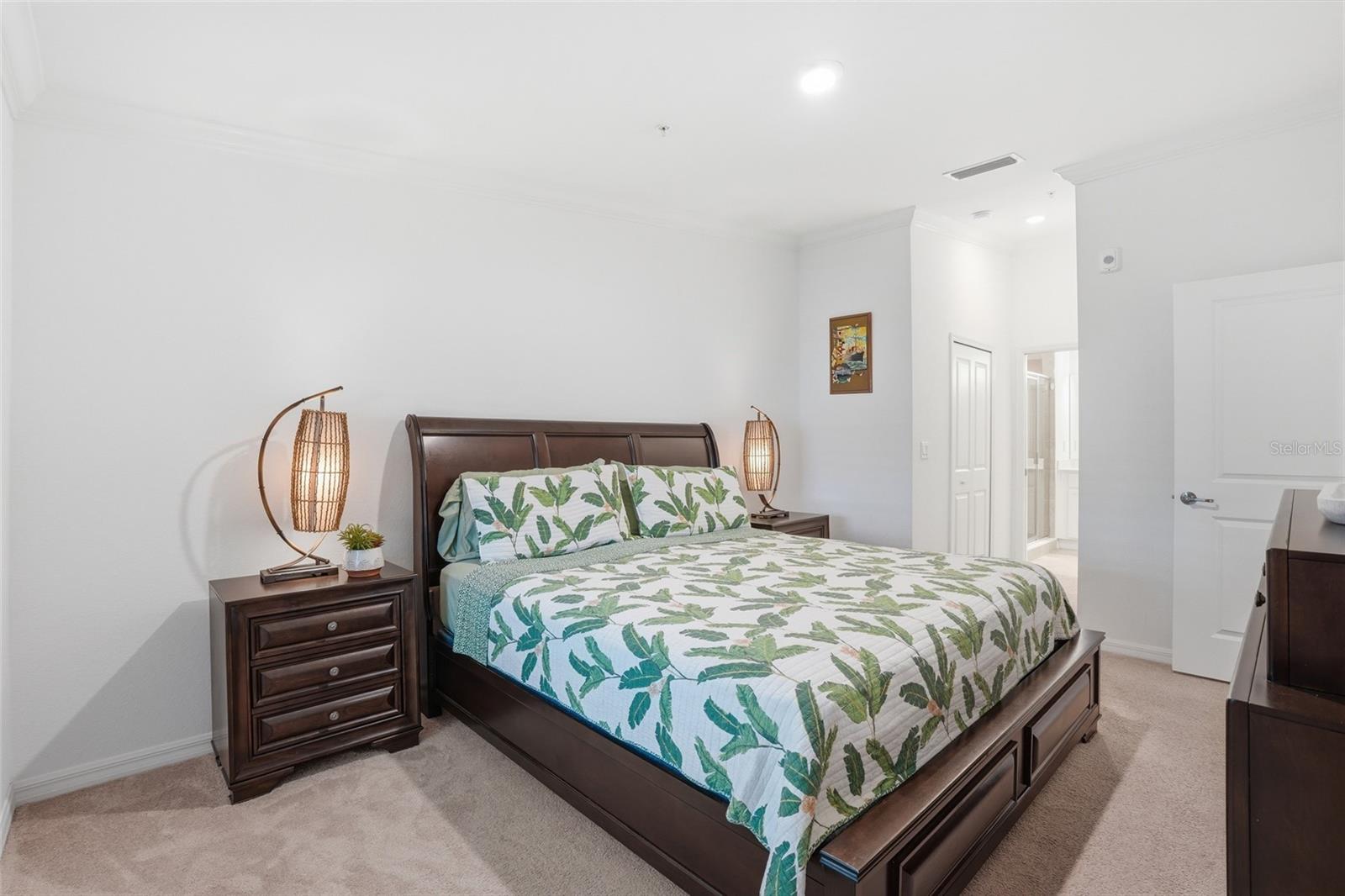 14184 HERITAGE LANDING BLVD #525