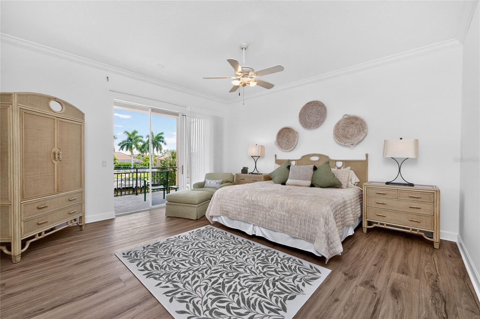 3341 SUNSET KEY CIR
