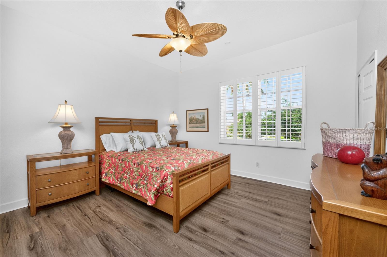 3341 SUNSET KEY CIR