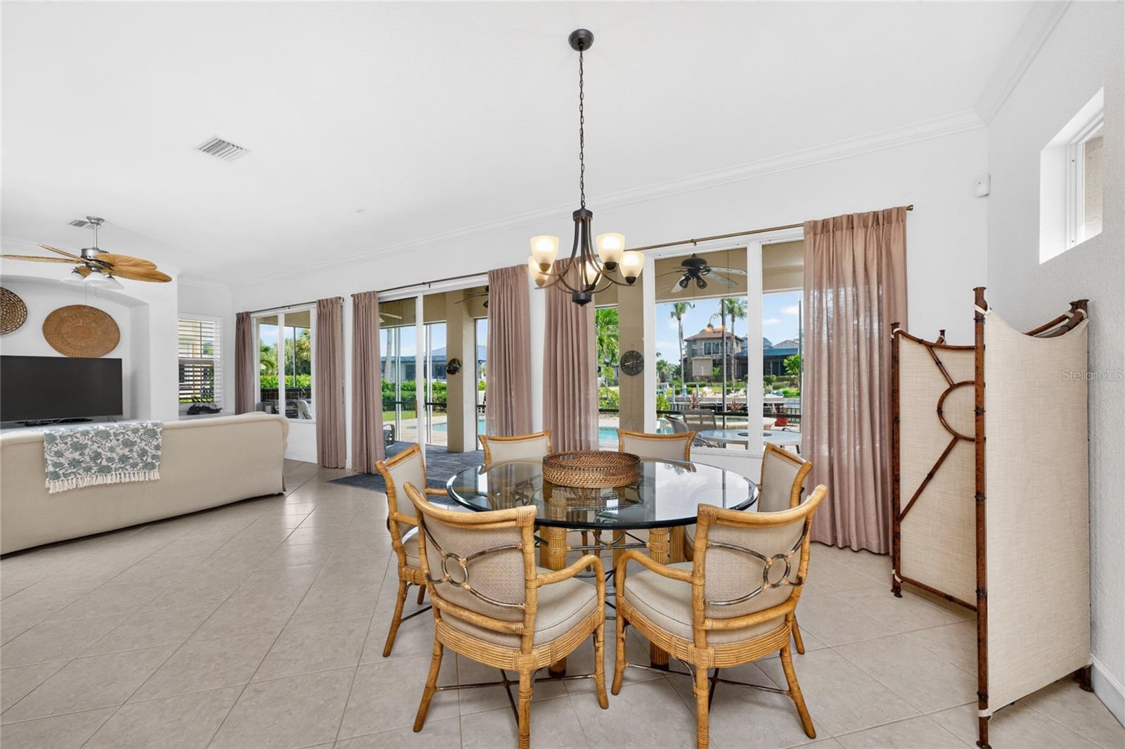 3341 SUNSET KEY CIR