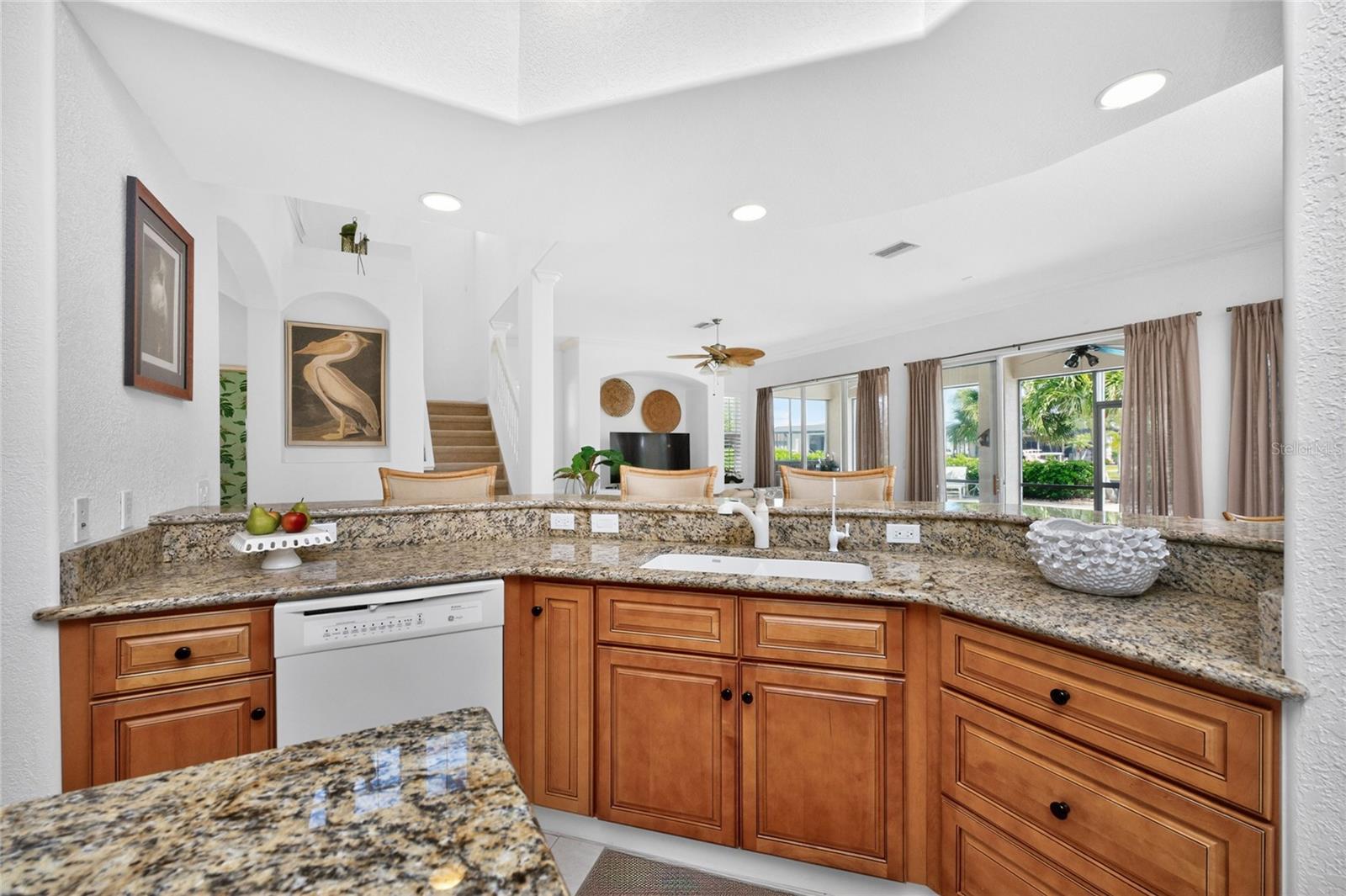 3341 SUNSET KEY CIR