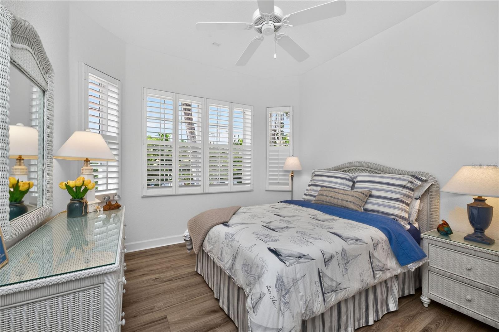 3341 SUNSET KEY CIR