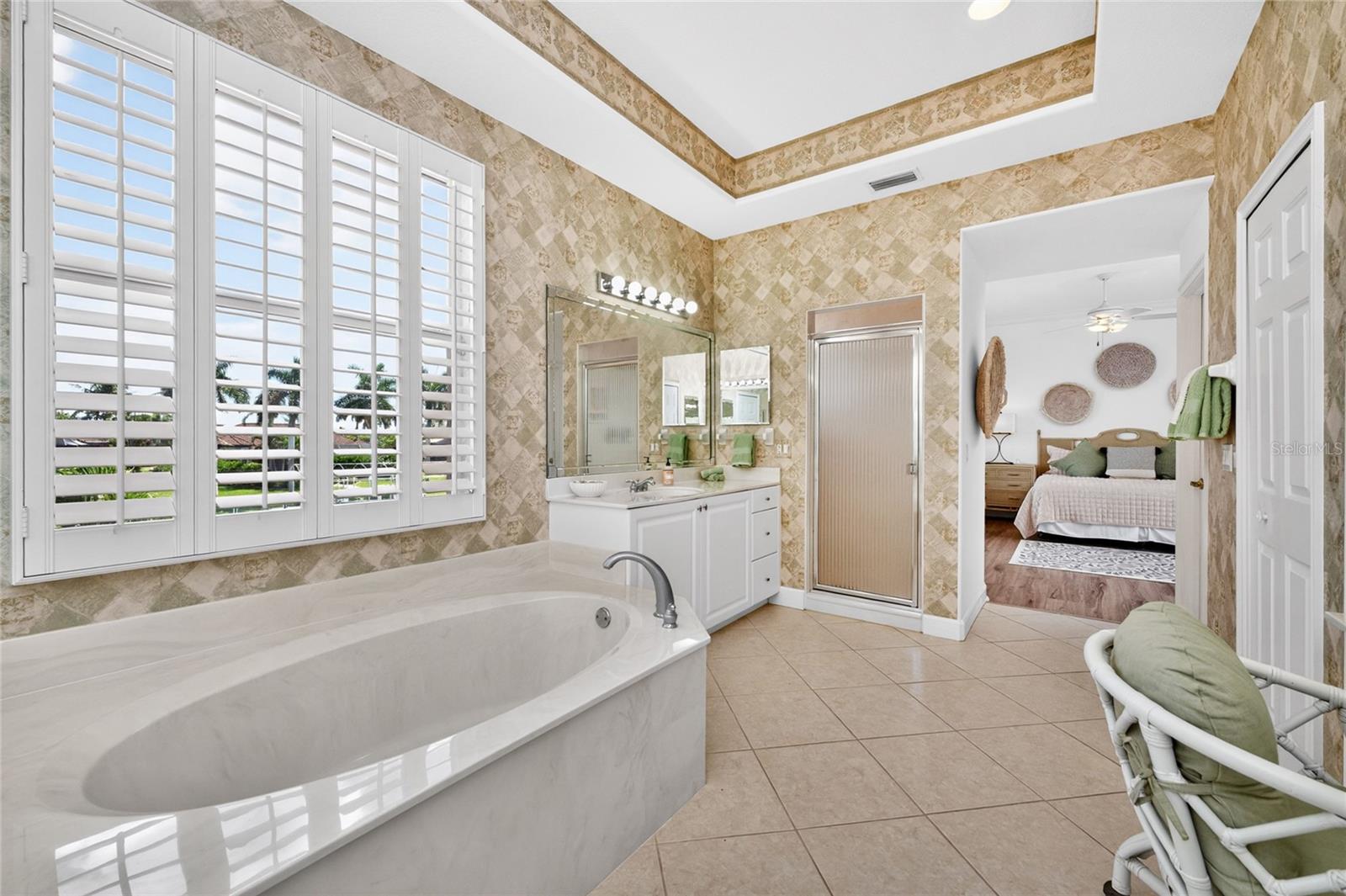 3341 SUNSET KEY CIR