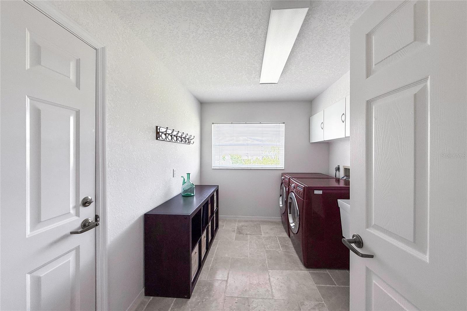 6011 KEY LARGO CIR