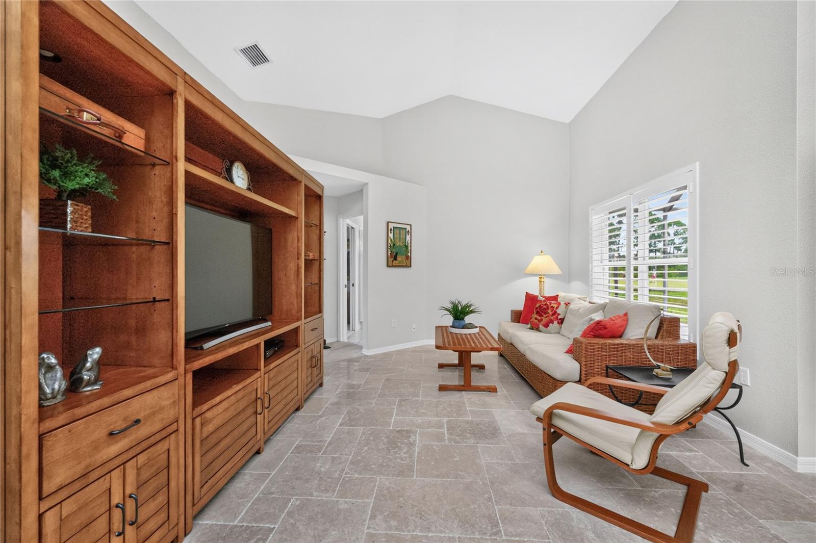 6011 KEY LARGO CIR