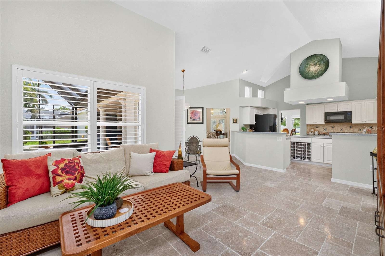 6011 KEY LARGO CIR