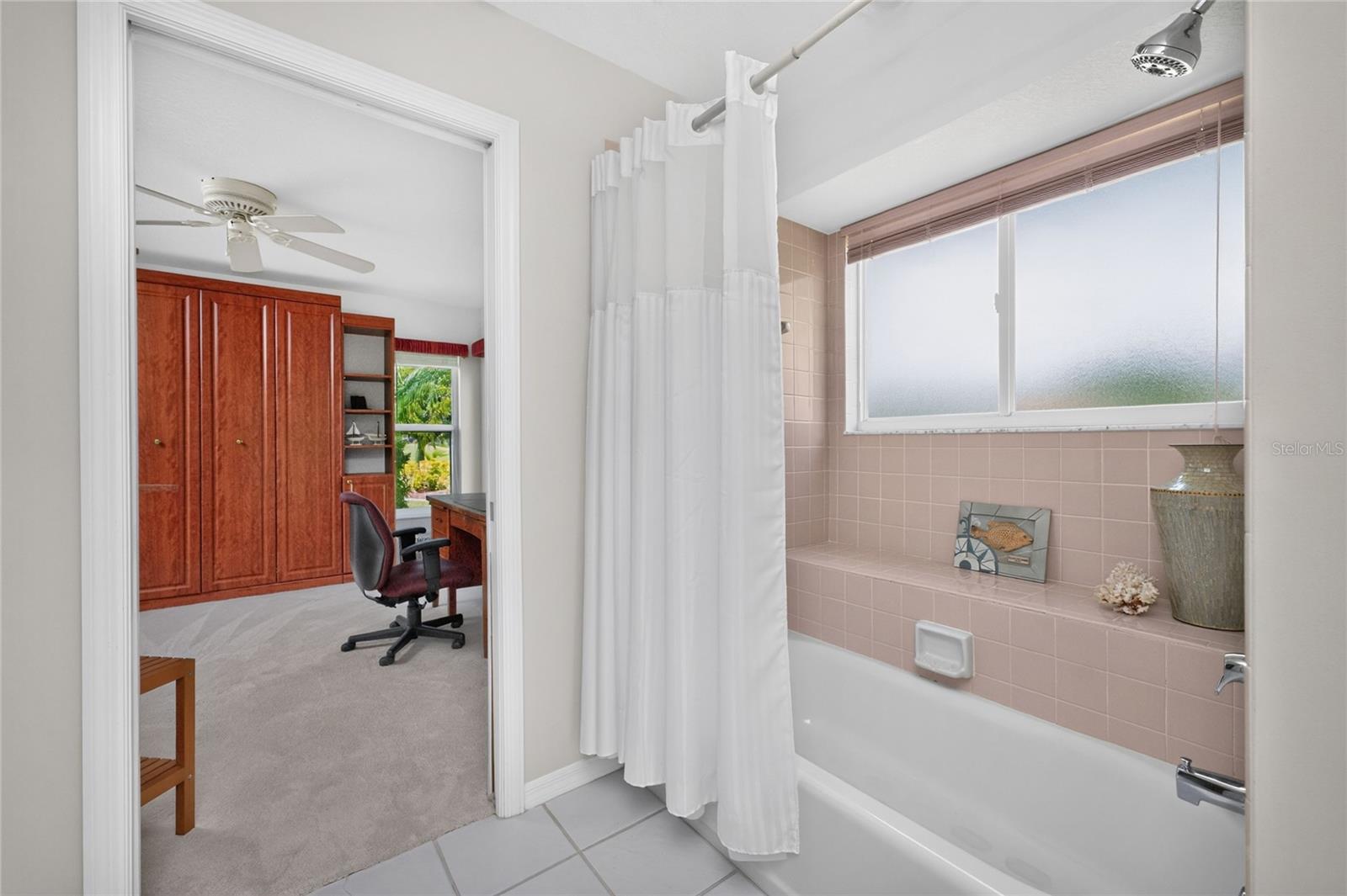 6011 KEY LARGO CIR