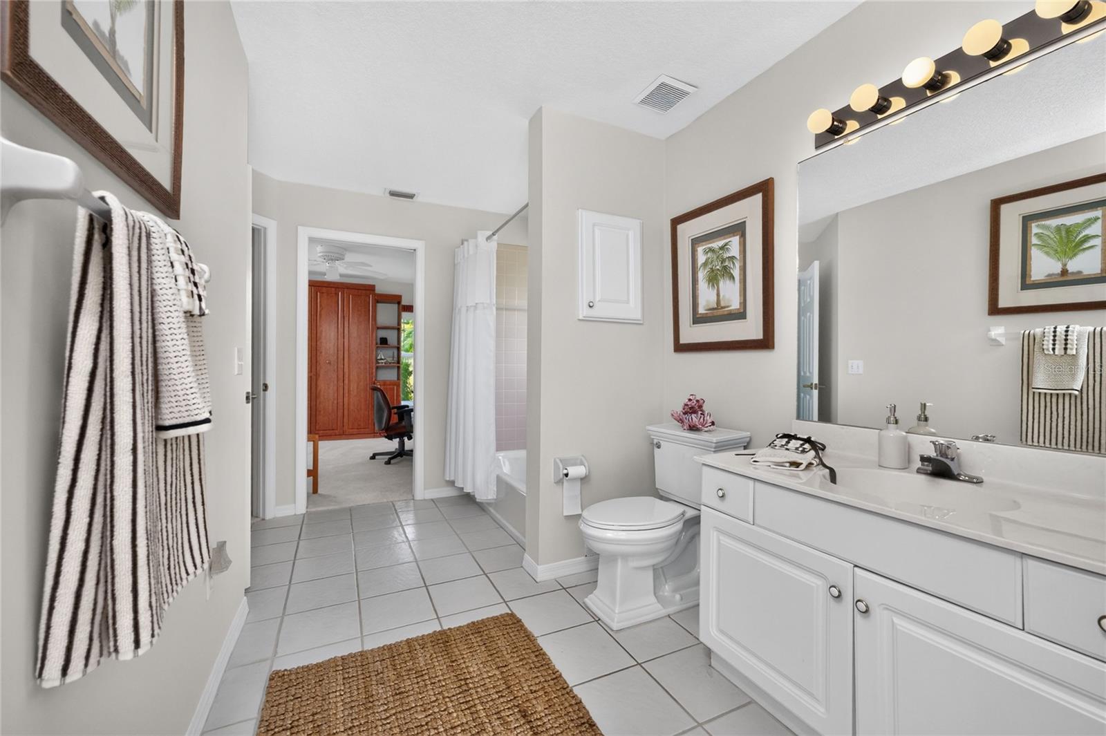 6011 KEY LARGO CIR