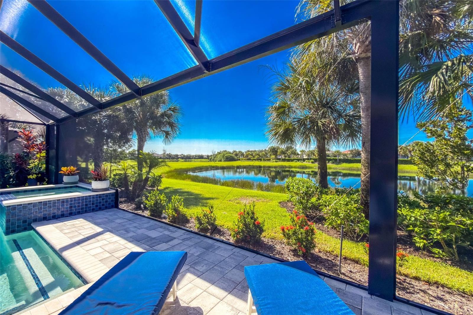 25043 GOLDEN FERN DR