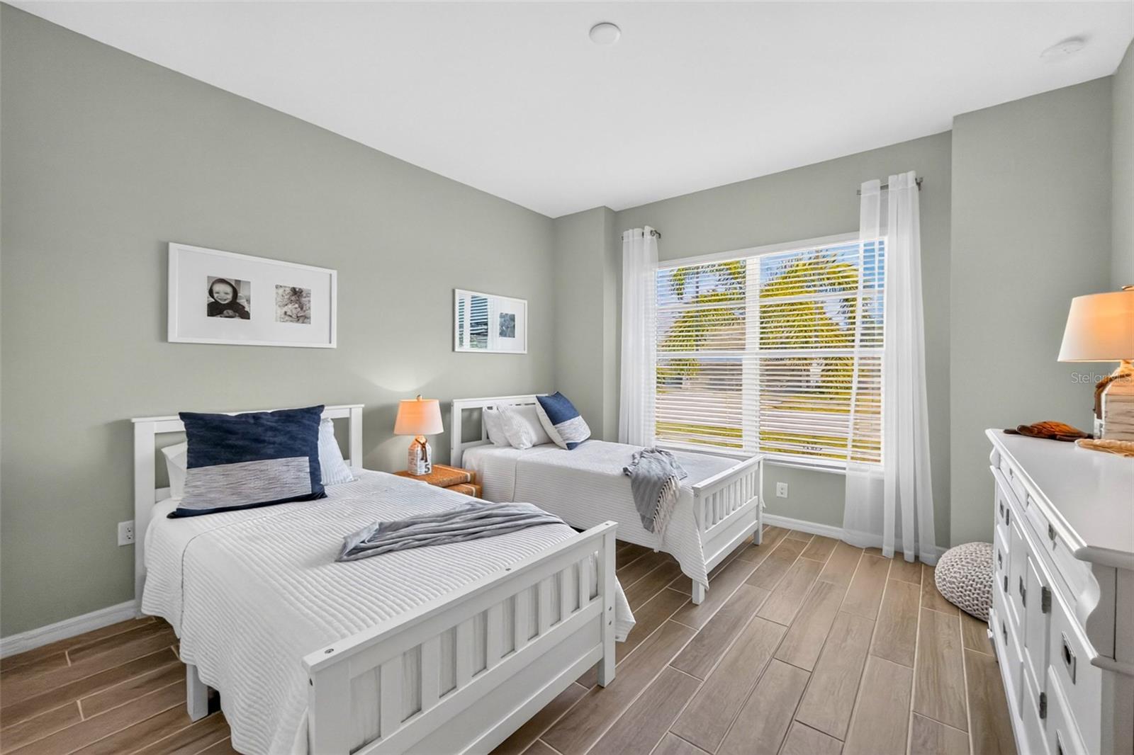 25043 GOLDEN FERN DR