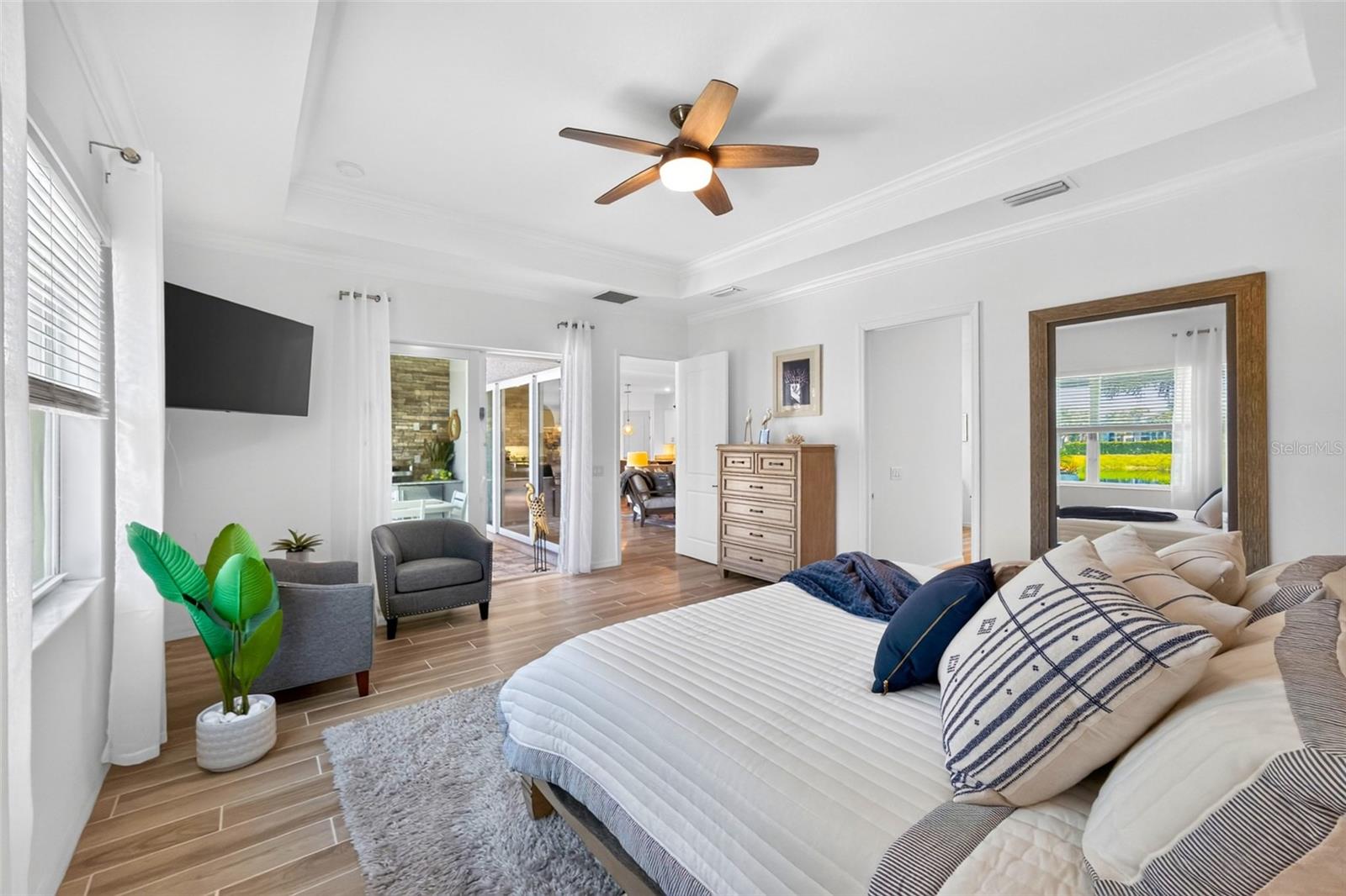 25043 GOLDEN FERN DR
