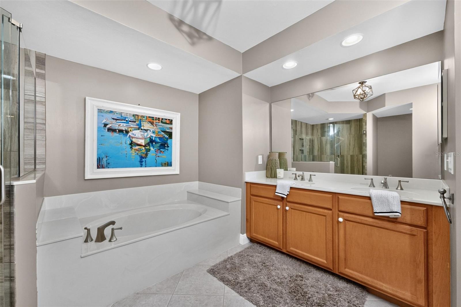 3313 SUNSET KEY CIR #402