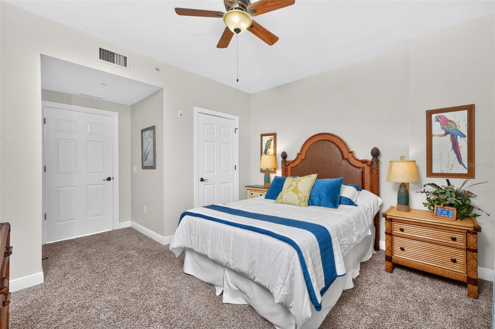 3313 SUNSET KEY CIR #402