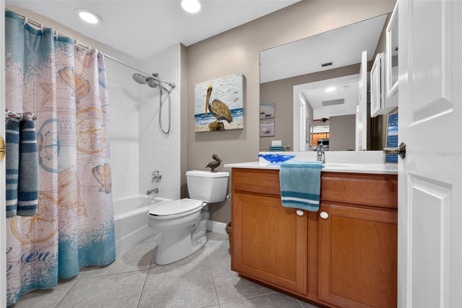 3313 SUNSET KEY CIR #402