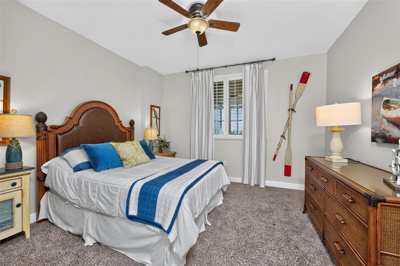 3313 SUNSET KEY CIR #402