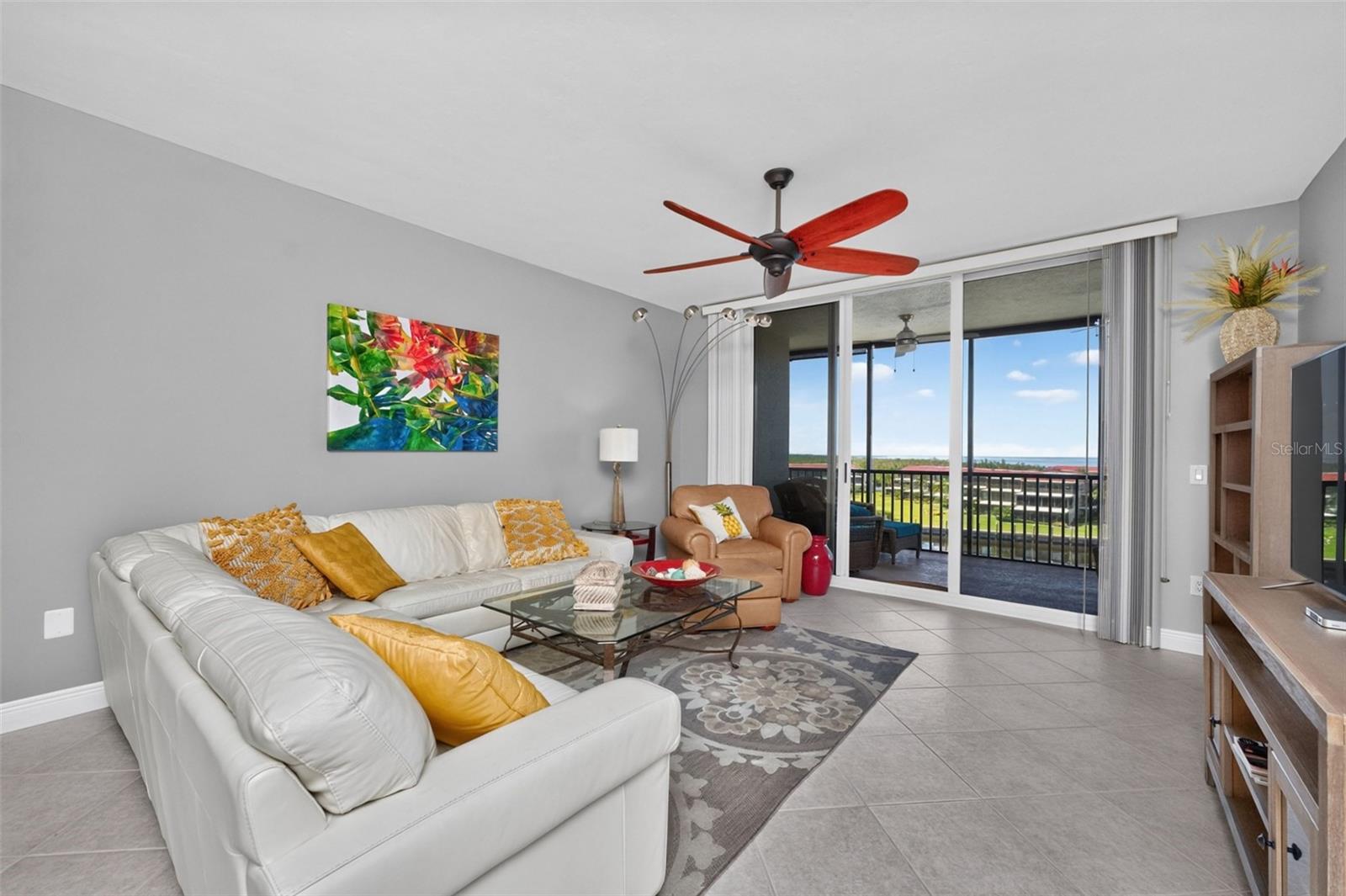 3313 SUNSET KEY CIR #402