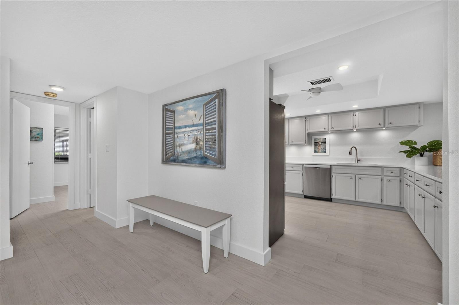 3250 SOUTHSHORE DR #55B