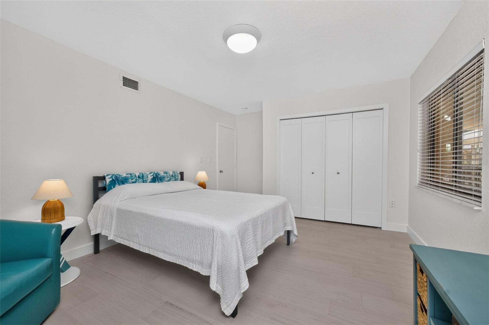 3250 SOUTHSHORE DR #55B