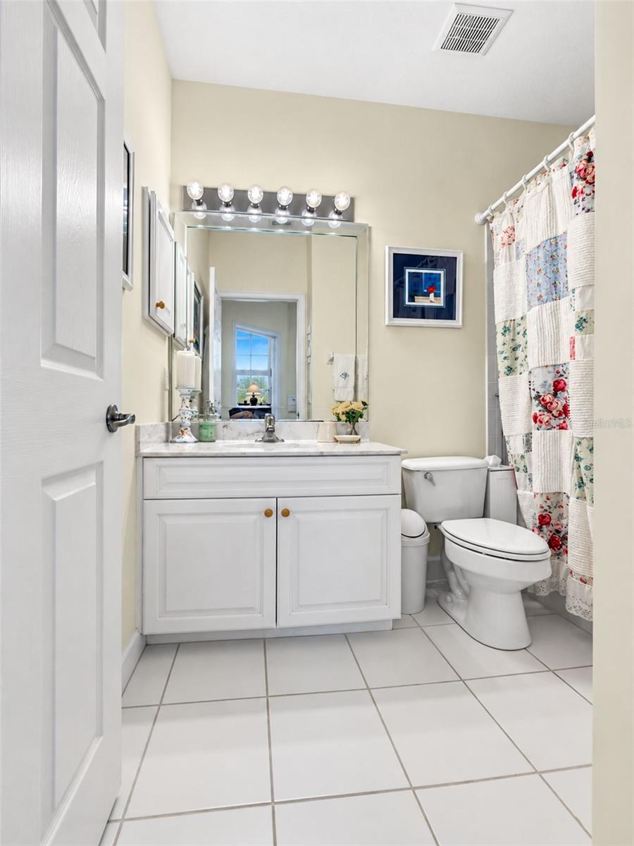 3444 SUNSET KEY CIR #102