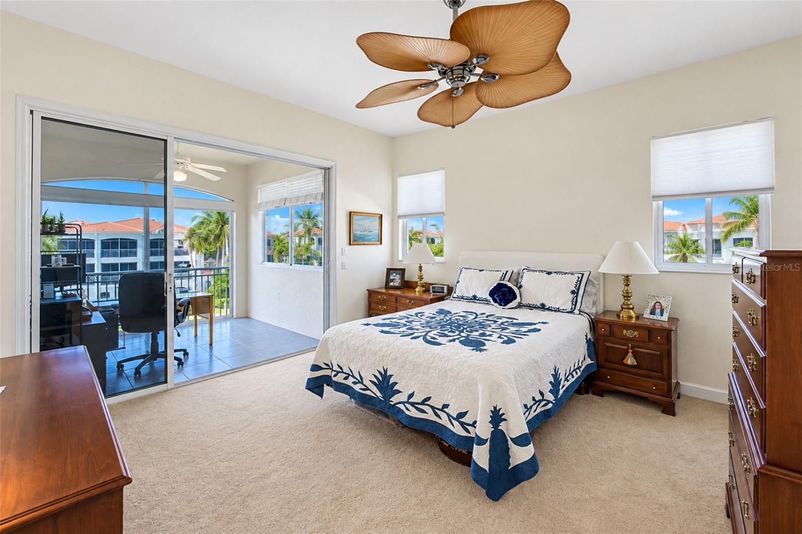 3444 SUNSET KEY CIR #102