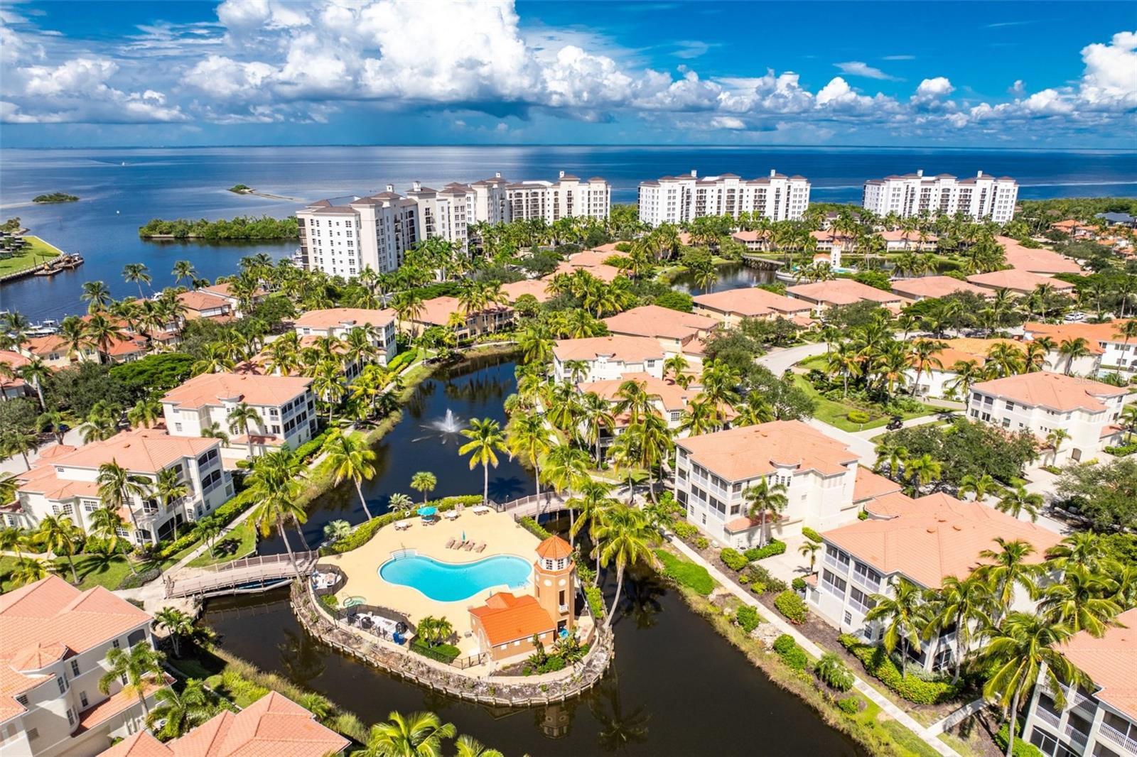 3444 SUNSET KEY CIR #102